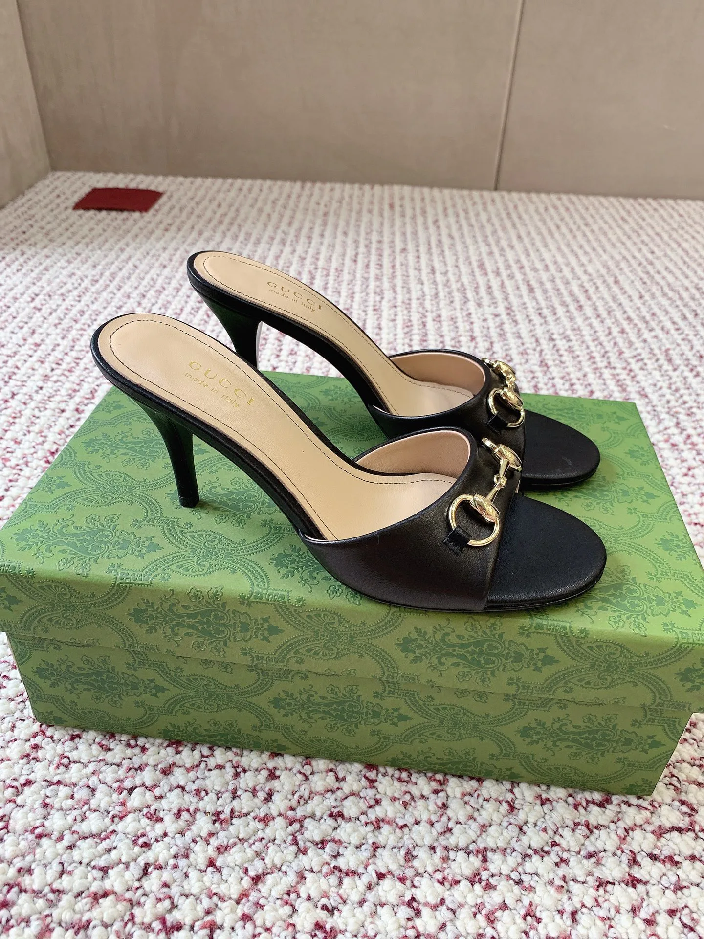 Босоножки Женские Gucci 13085007