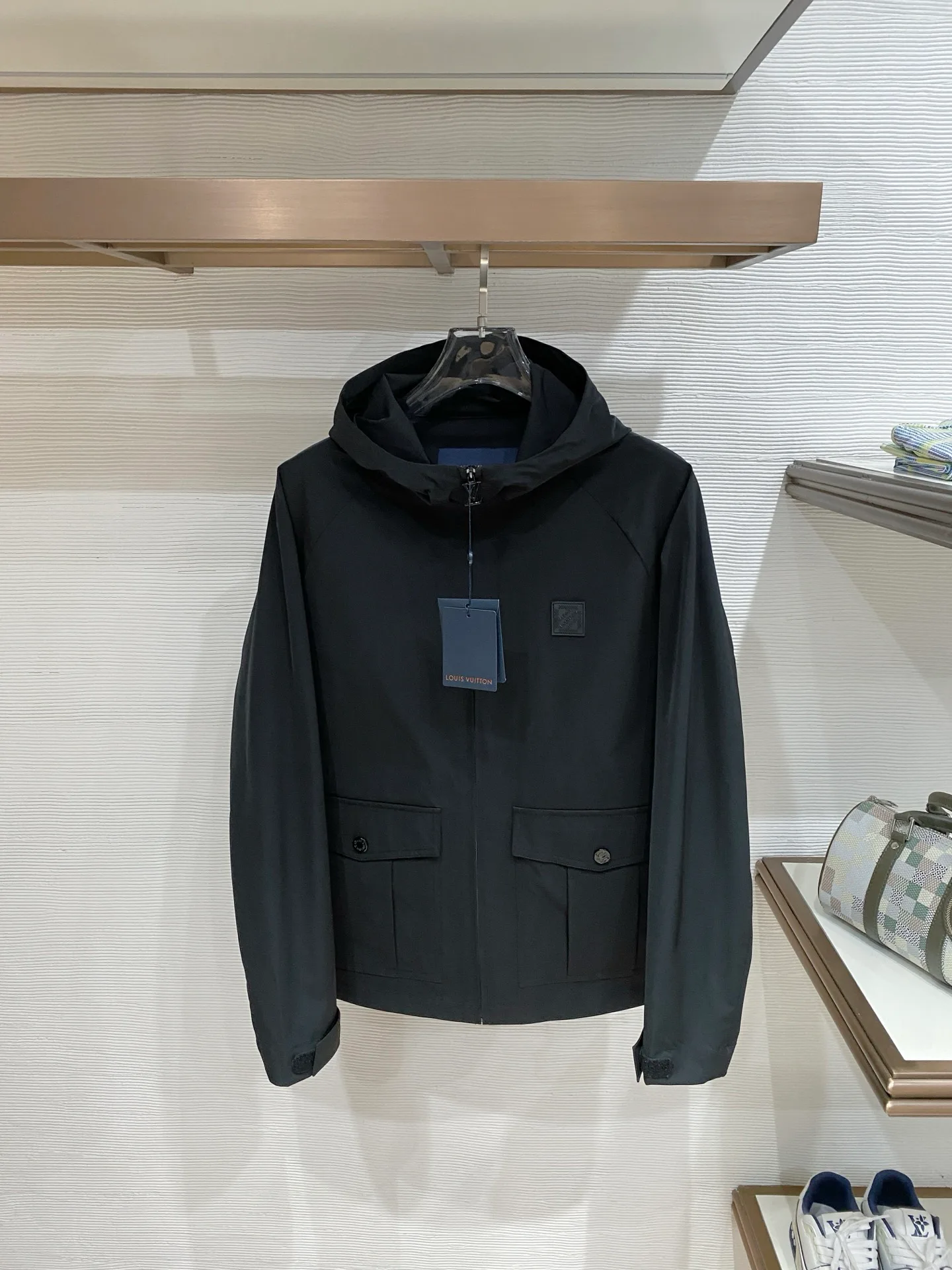 Куртки И Пуховики Мужские Louis Vuitton 11504082