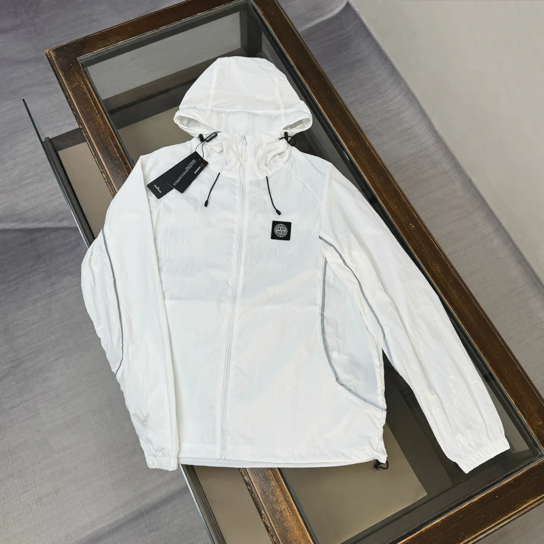Куртки И Пуховики Мужские Stone Island 17286071