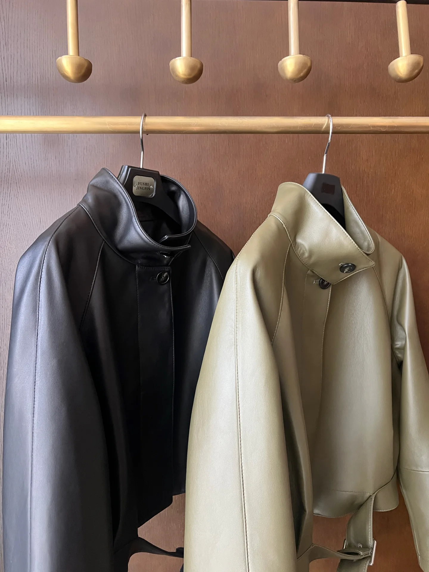 Кожаные Куртки И Дублёнки Женские Loewe 9101753