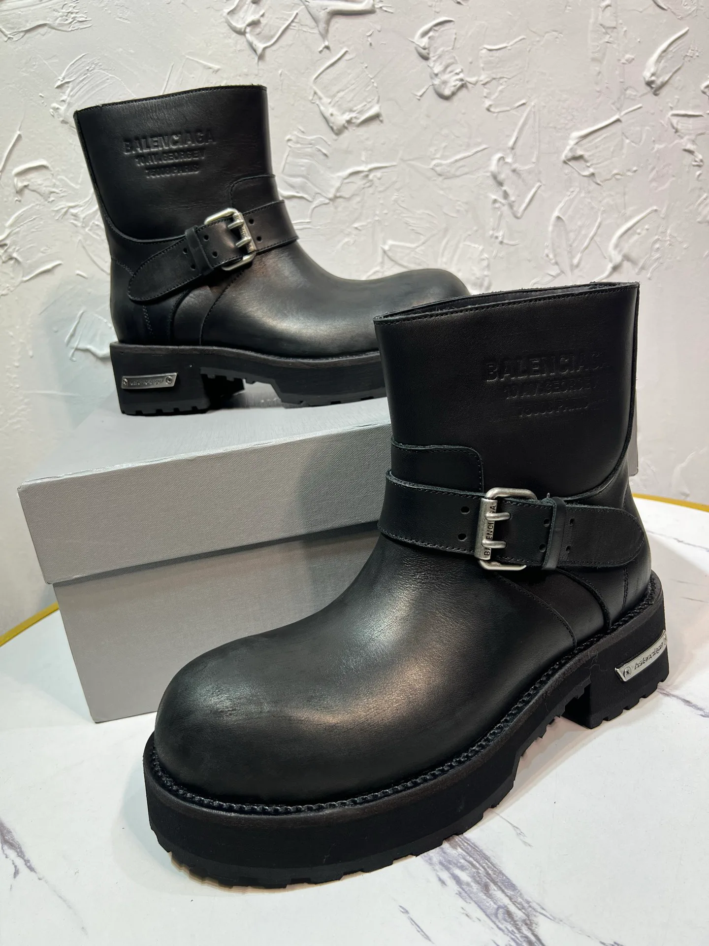 Ботинки Мужские Balenciaga 18225201