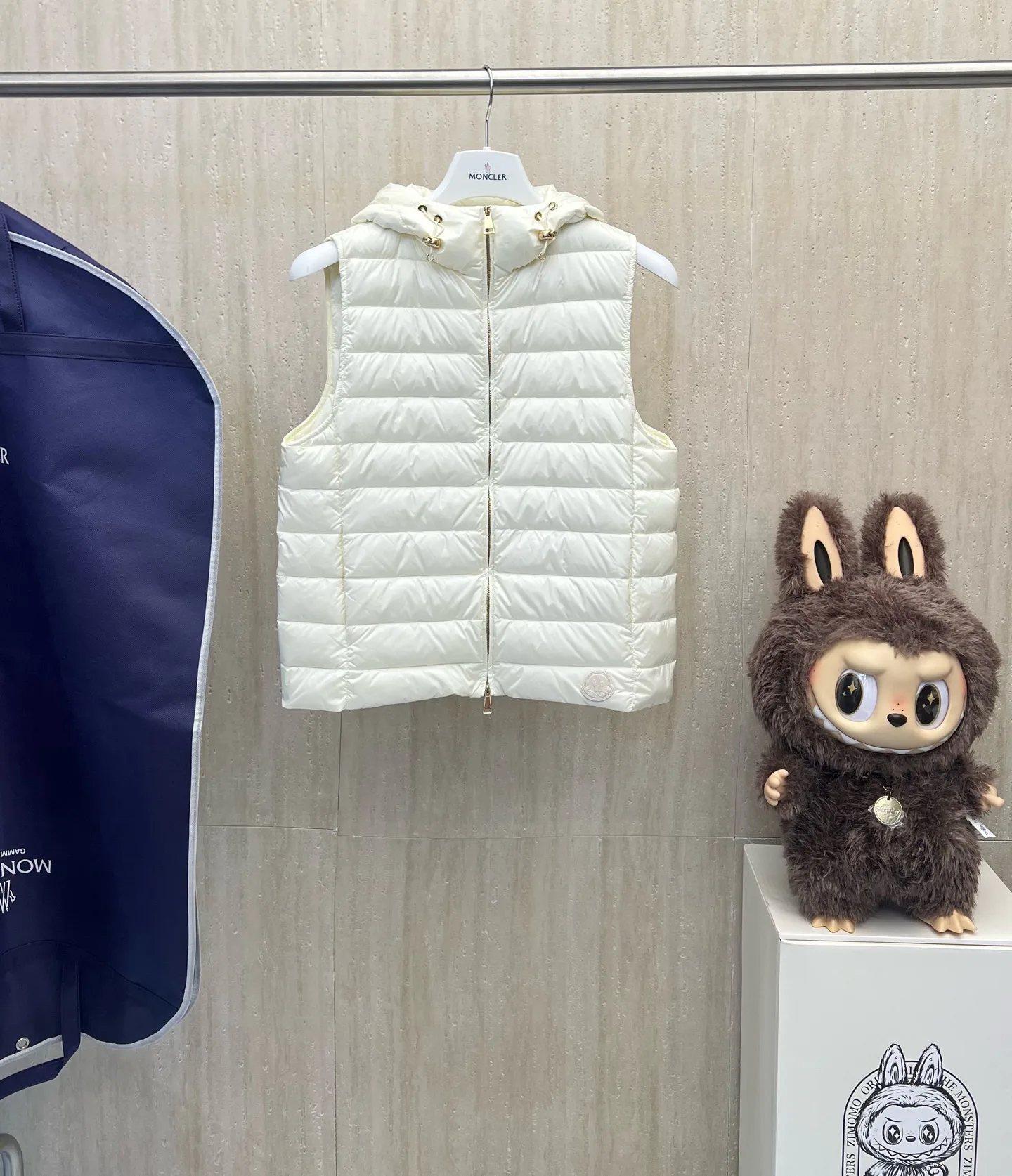 Куртки И Пуховики Женские Moncler 19628769