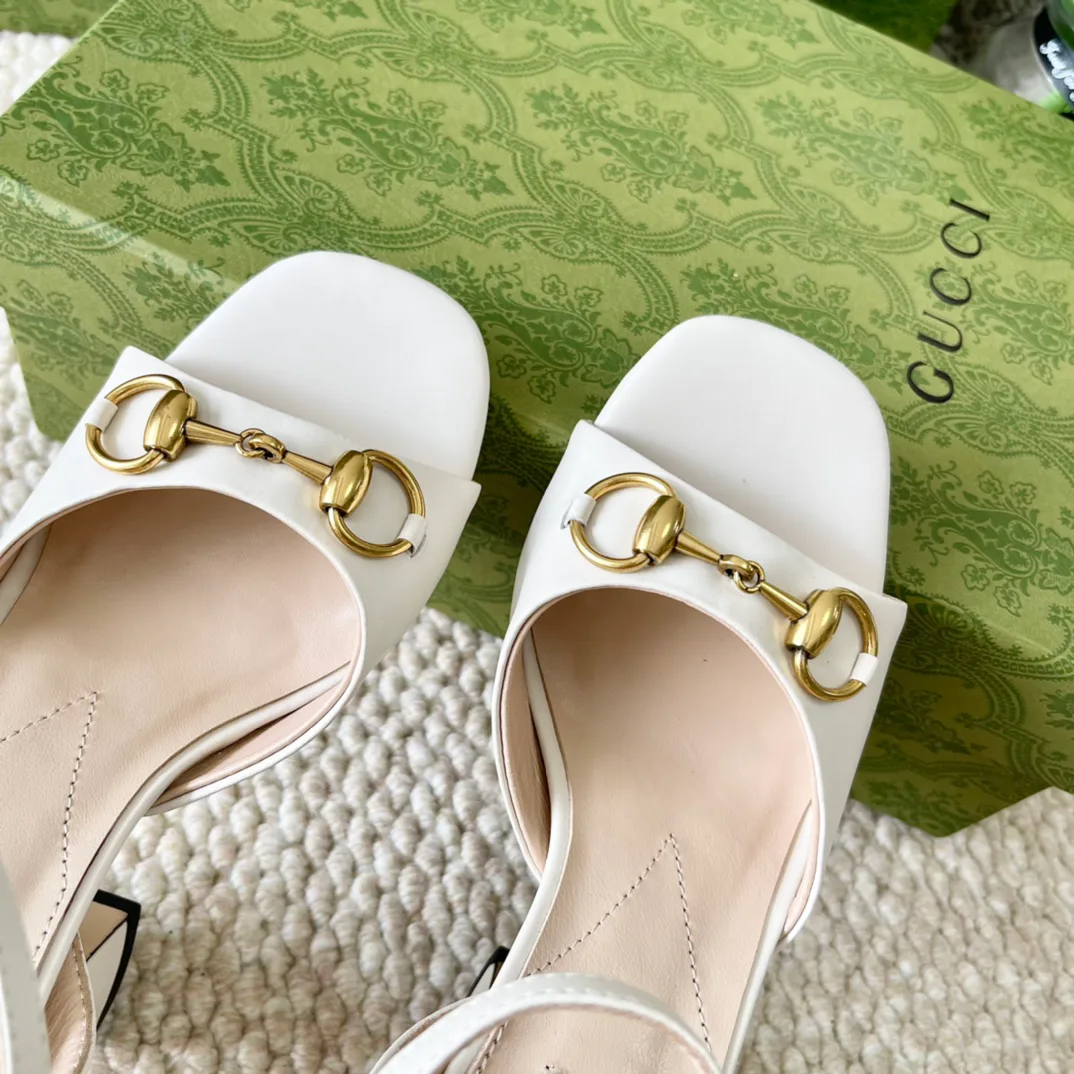 Босоножки Женские Gucci 17614719