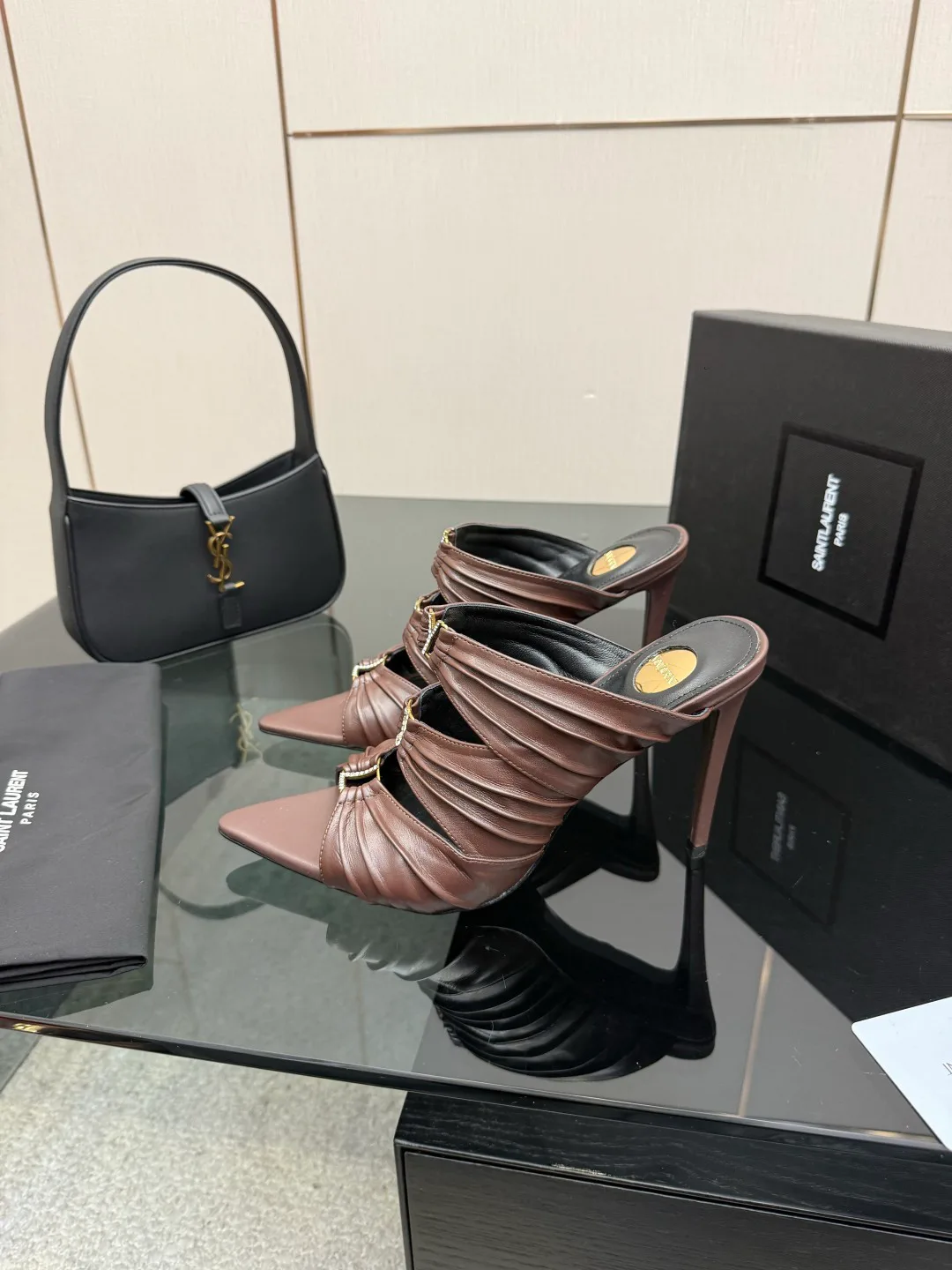 Сандалии Женские Saint Laurent 9317896