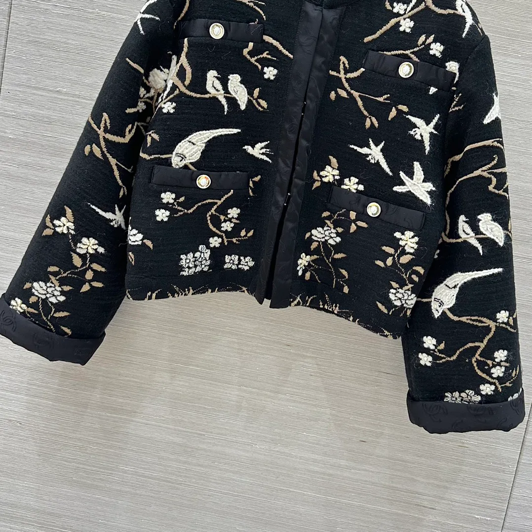 Куртки И Пуховики Женские Chanel 580915