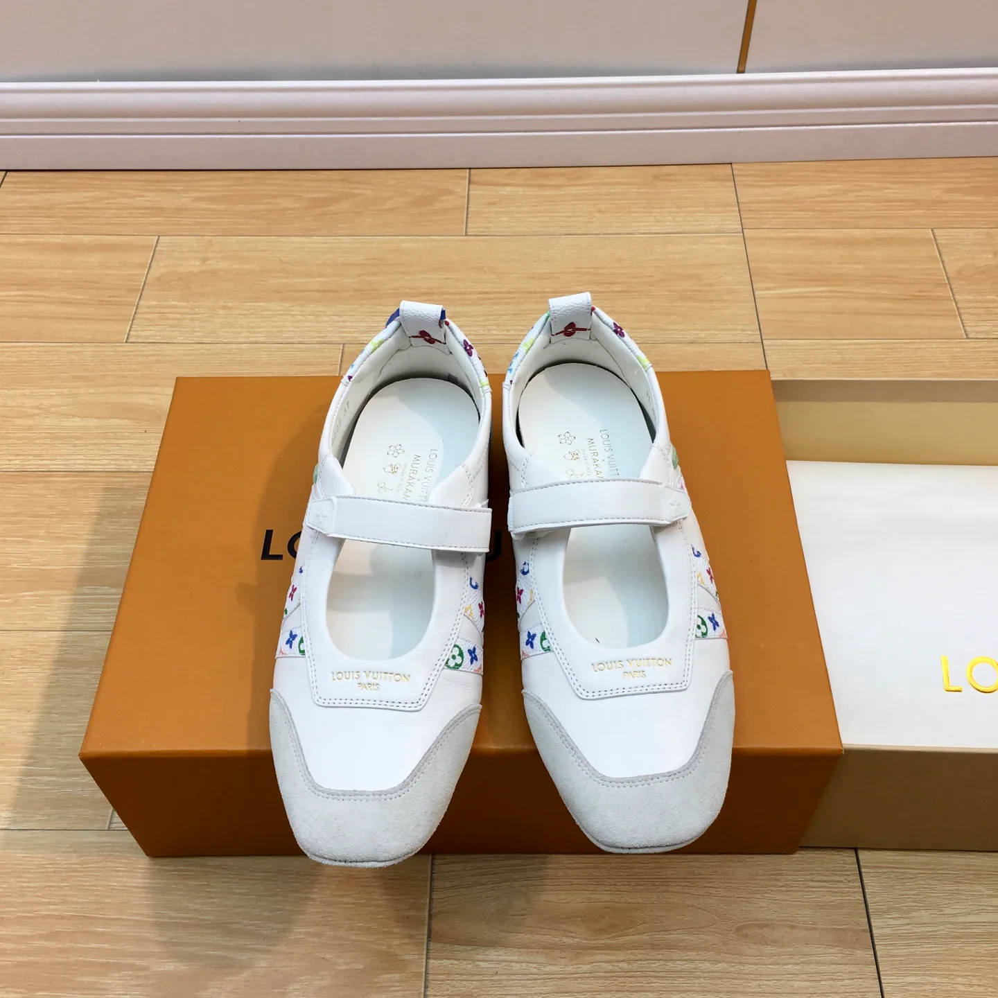 Балетки Женские Louis Vuitton 11410204