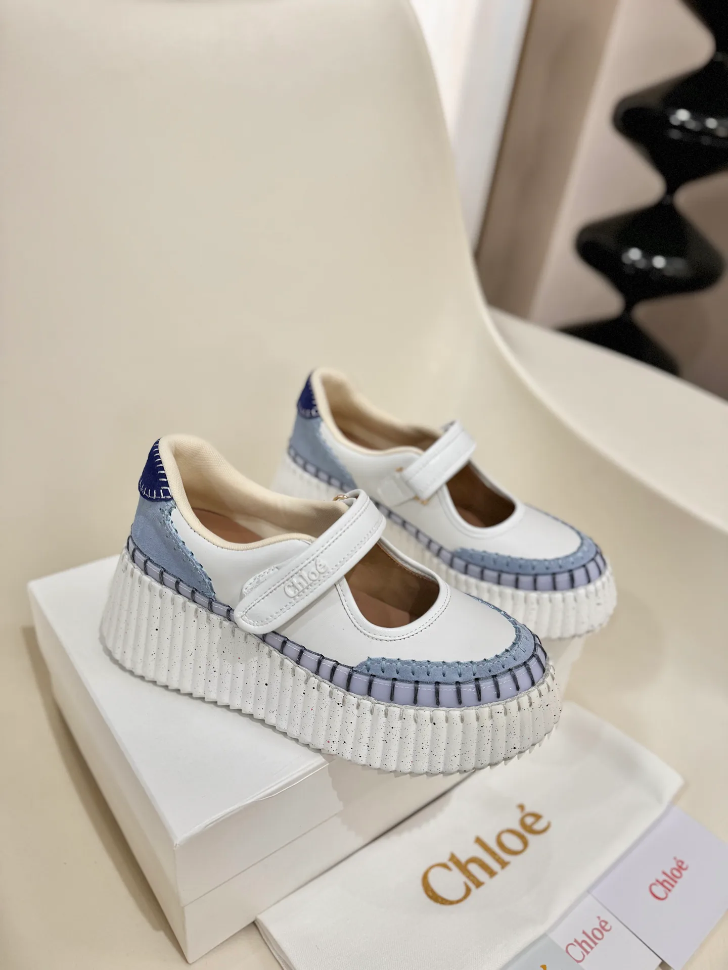 Кроссовки Женские Chloe 13253506
