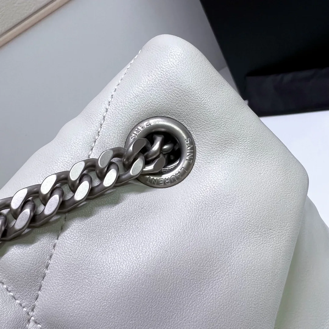Сумки На Ремне Женские Saint Laurent 11664895
