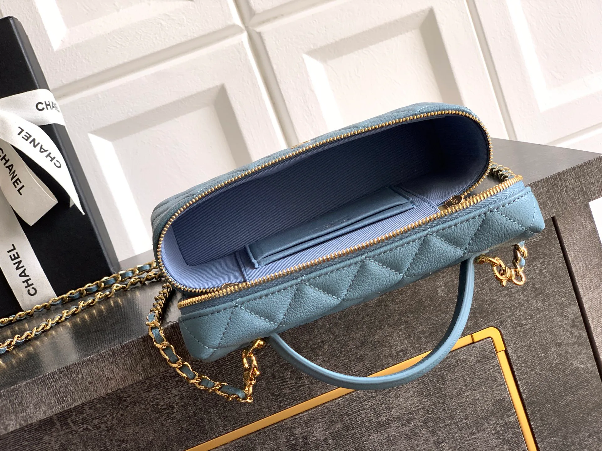 Классические Сумки Женские Chanel 13558198