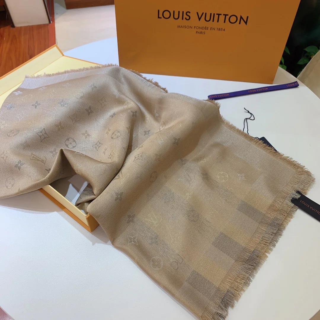 Шарфы Louis Vuitton 17794622