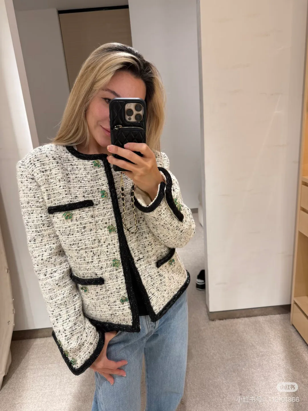 Жакеты Женские Chanel 18018978