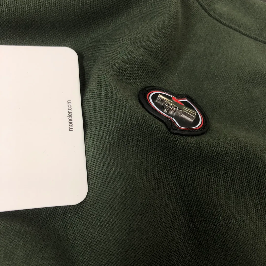 Шорты Женские Moncler 11615943