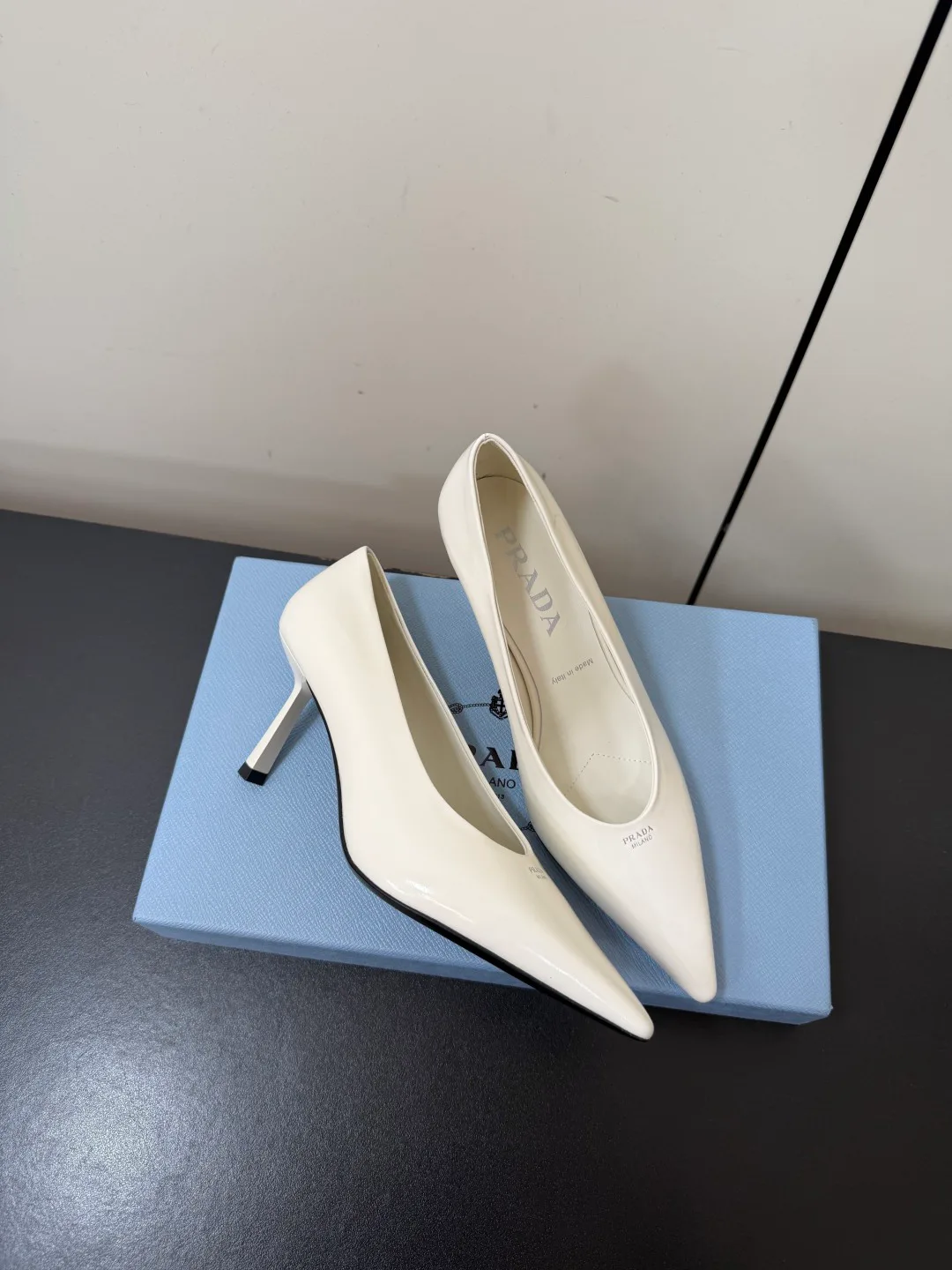 Туфли Женские Prada 17456128