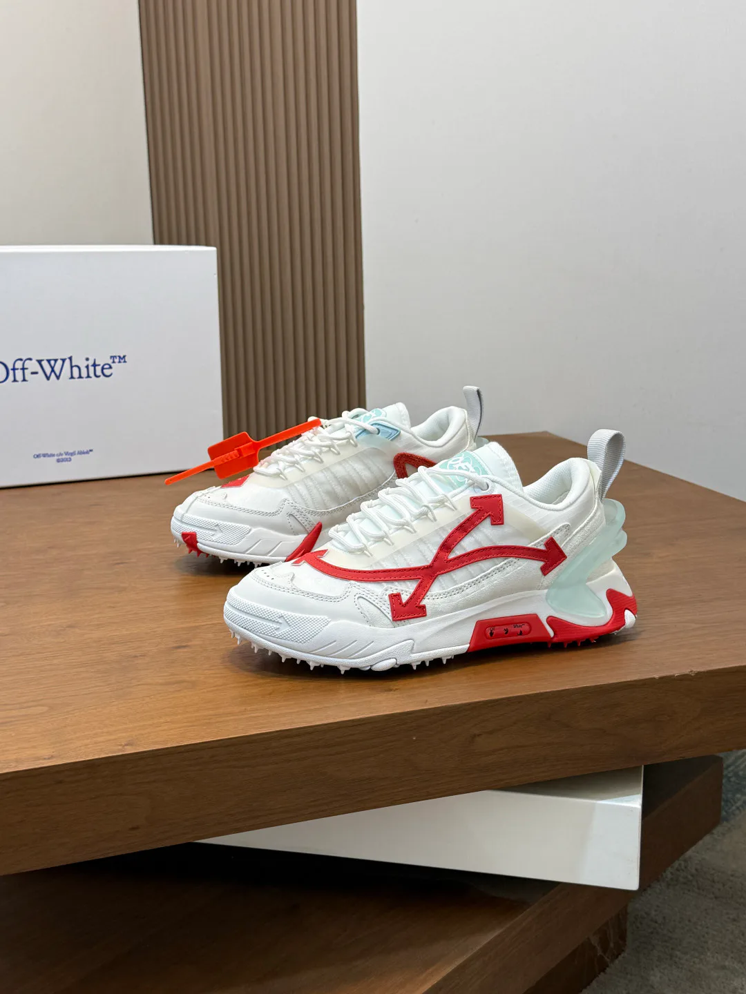 Кроссовки Женские Off-White 17908770
