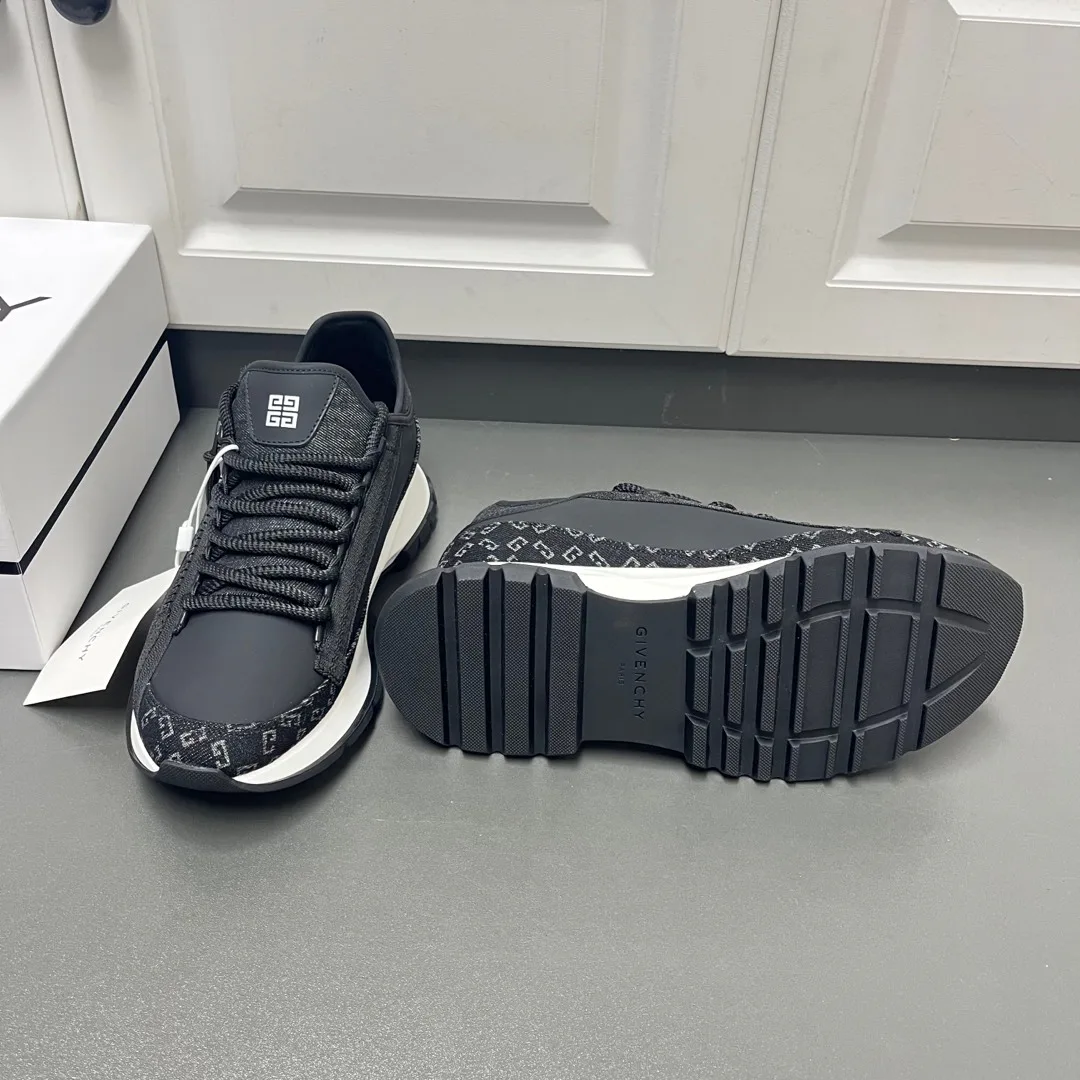 Кроссовки Мужские Givenchy 18500199