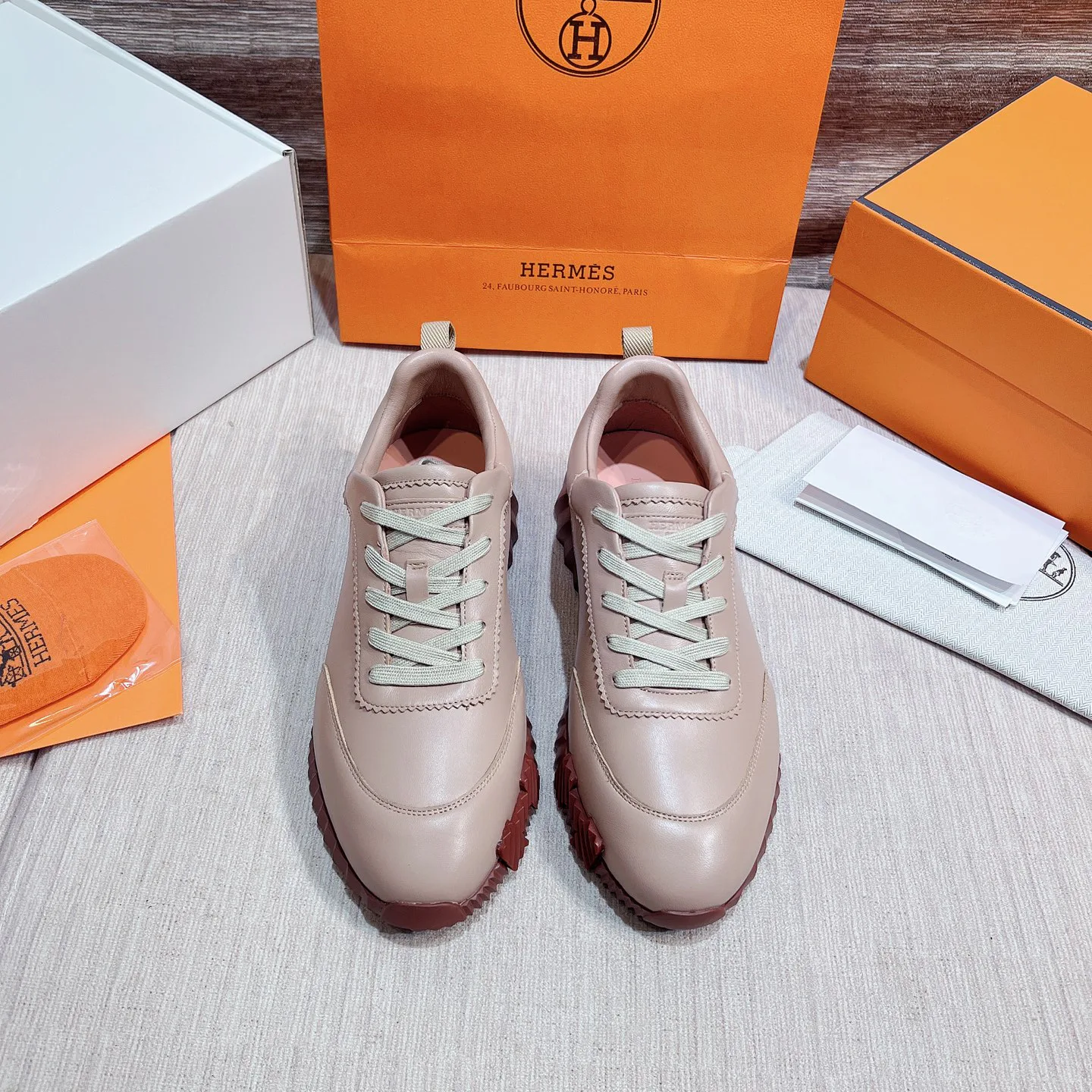 Кроссовки Женские Hermes 17749547