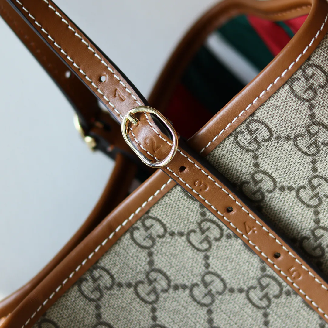 Классические Сумки Женские Gucci 11703988