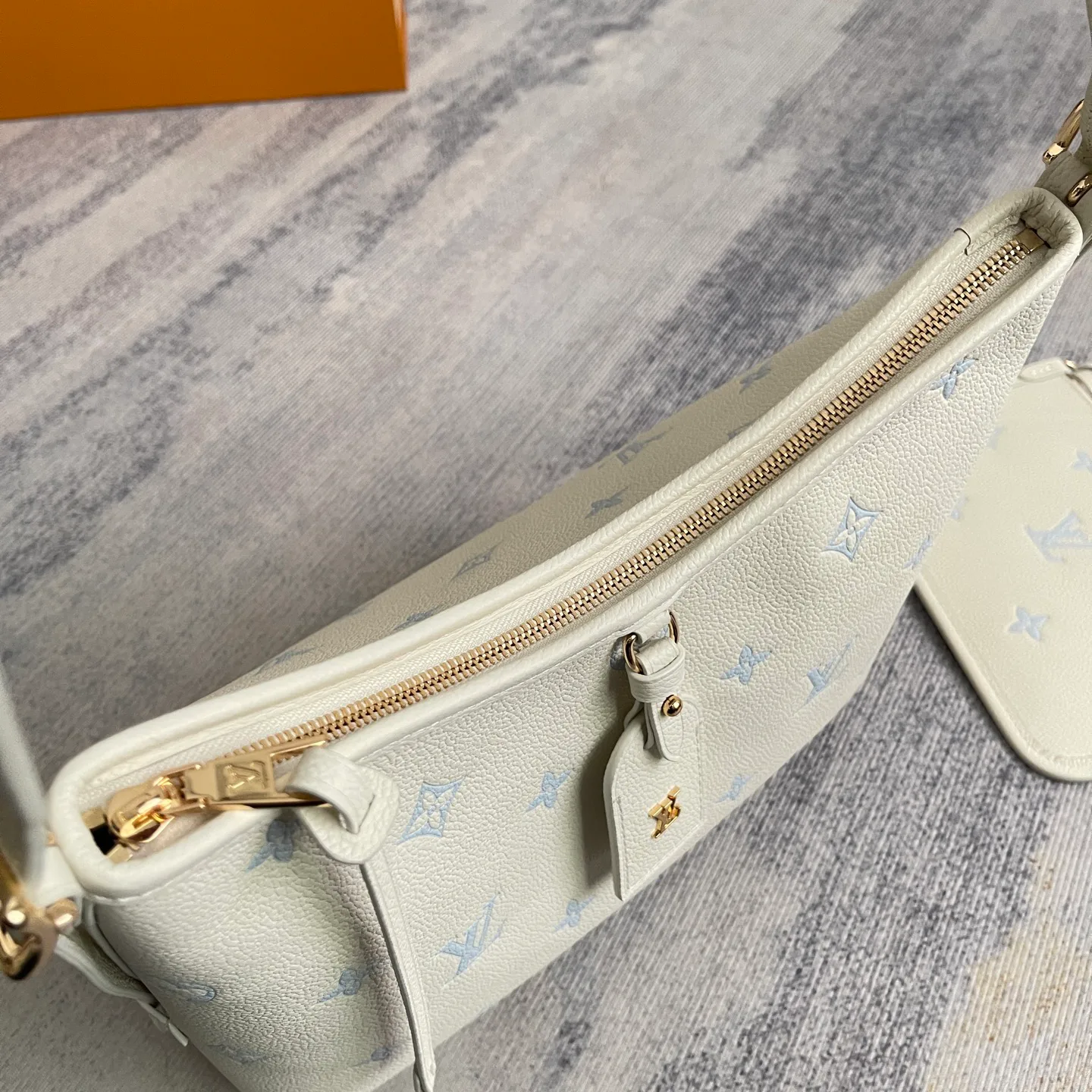 Классические Сумки Женские Louis Vuitton 2995974