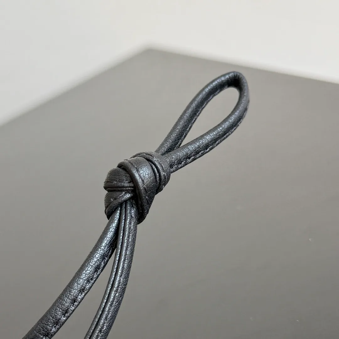 Кошельки Bottega Veneta 471443