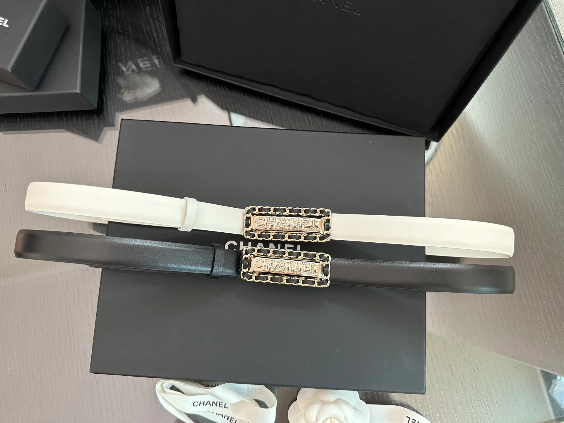 Ремни Chanel 10120000