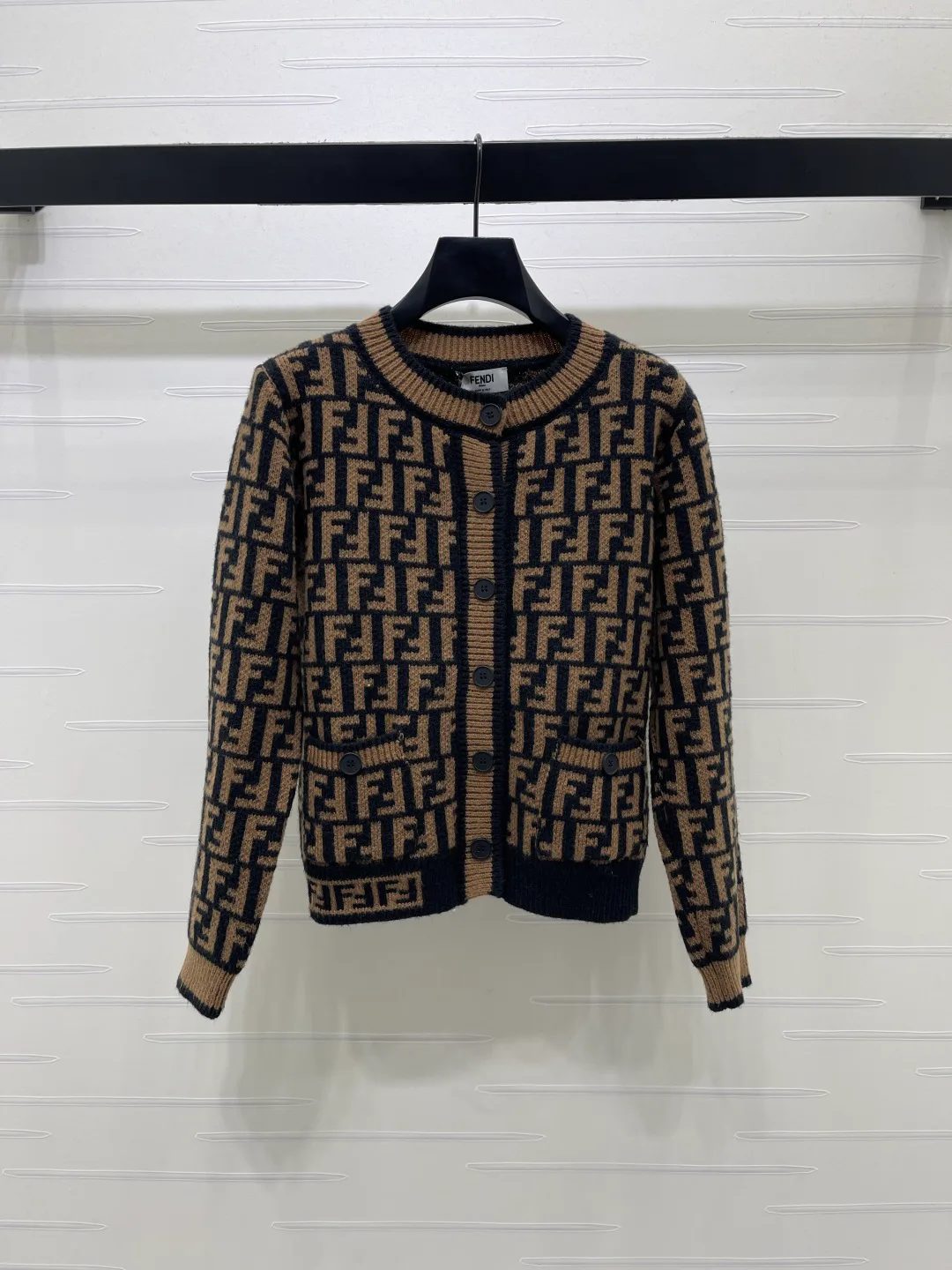 Джемперы И Свитеры Женские Fendi 18742673