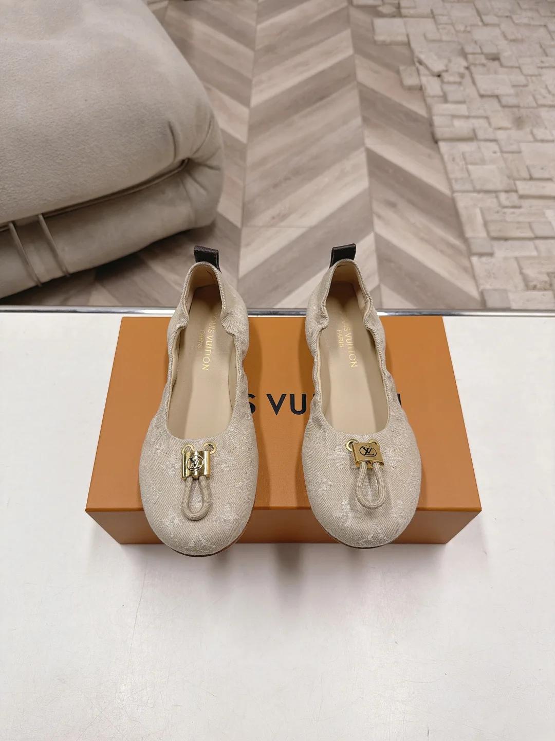 Балетки Женские Louis Vuitton 17968746