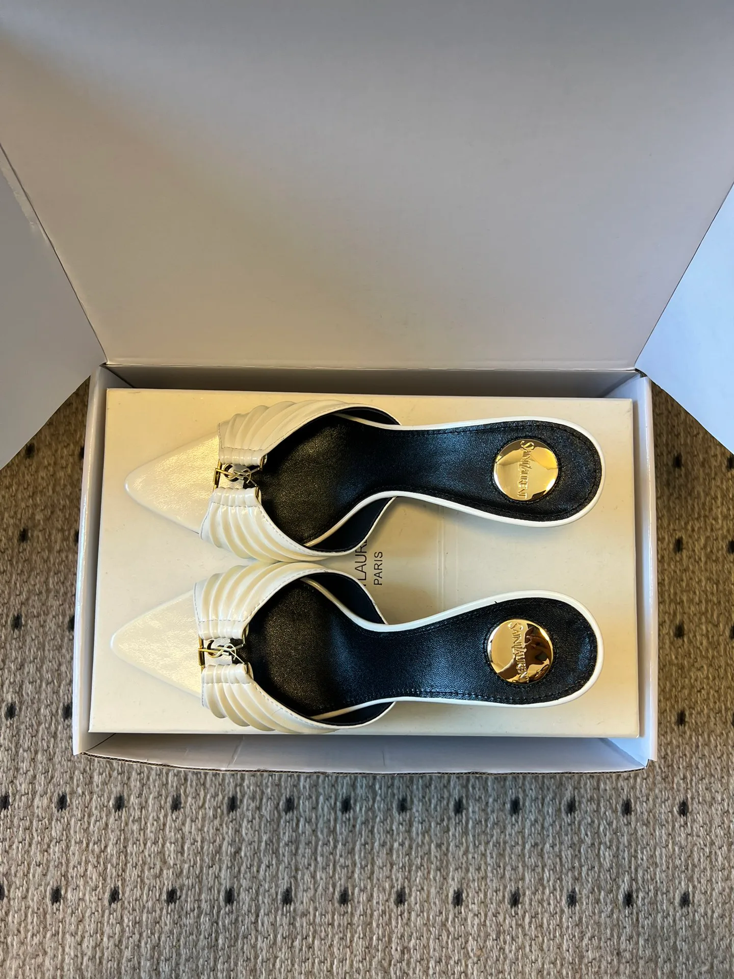 Босоножки Женские Saint Laurent 10835443