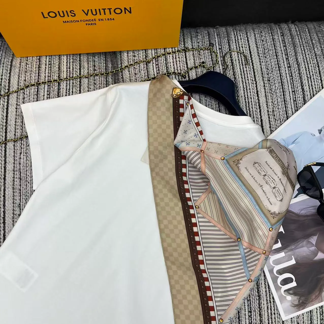 Футболки Женские Louis Vuitton 12875159