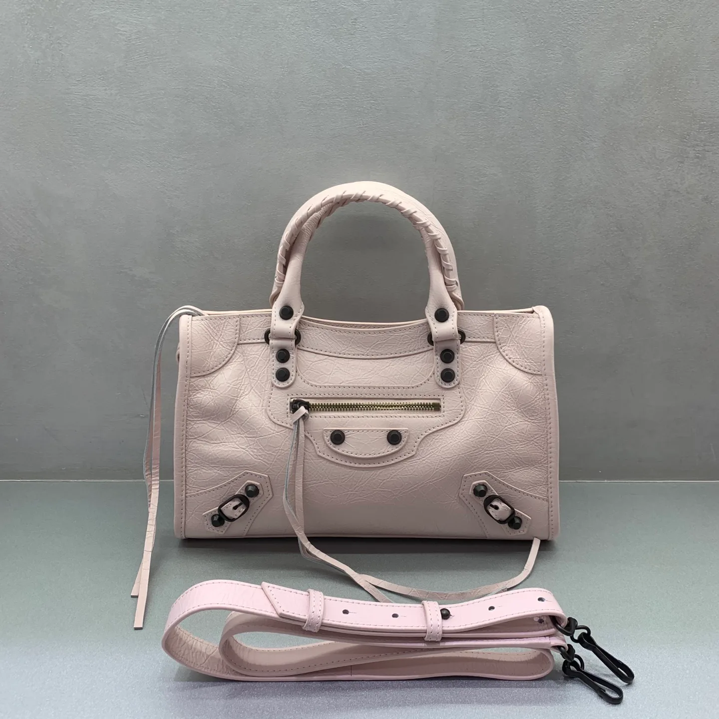 Классические Сумки Женские Balenciaga 13363974