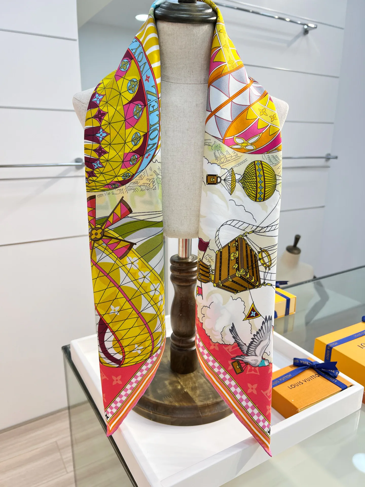 Платки Louis Vuitton 10644099