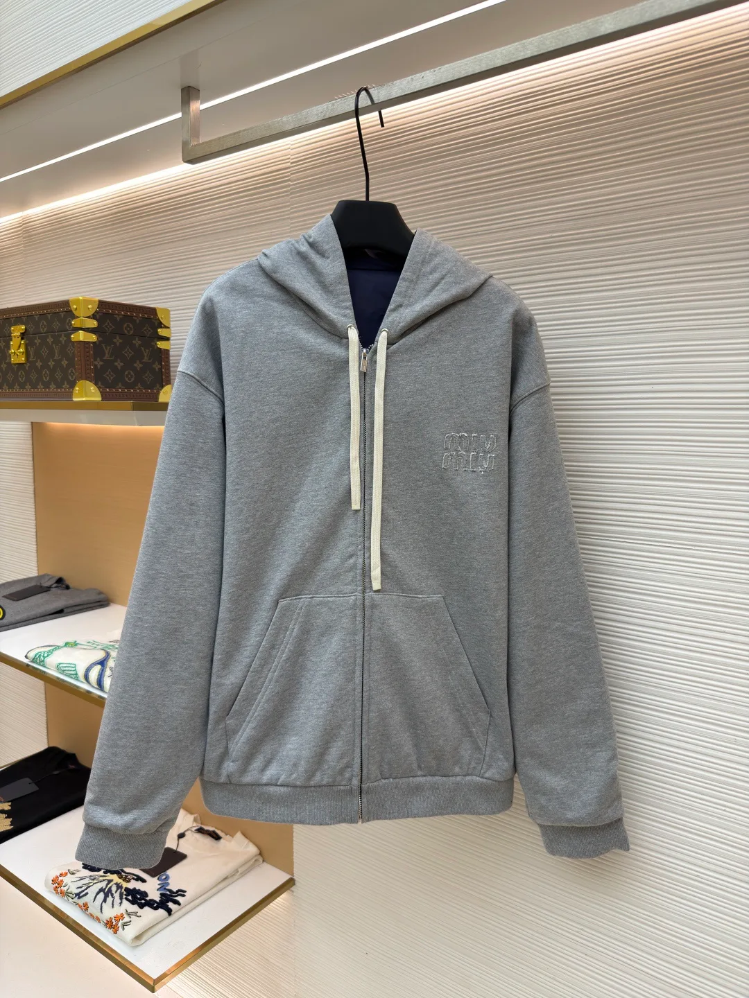Куртки И Пуховики Мужские Miu Miu 11245819