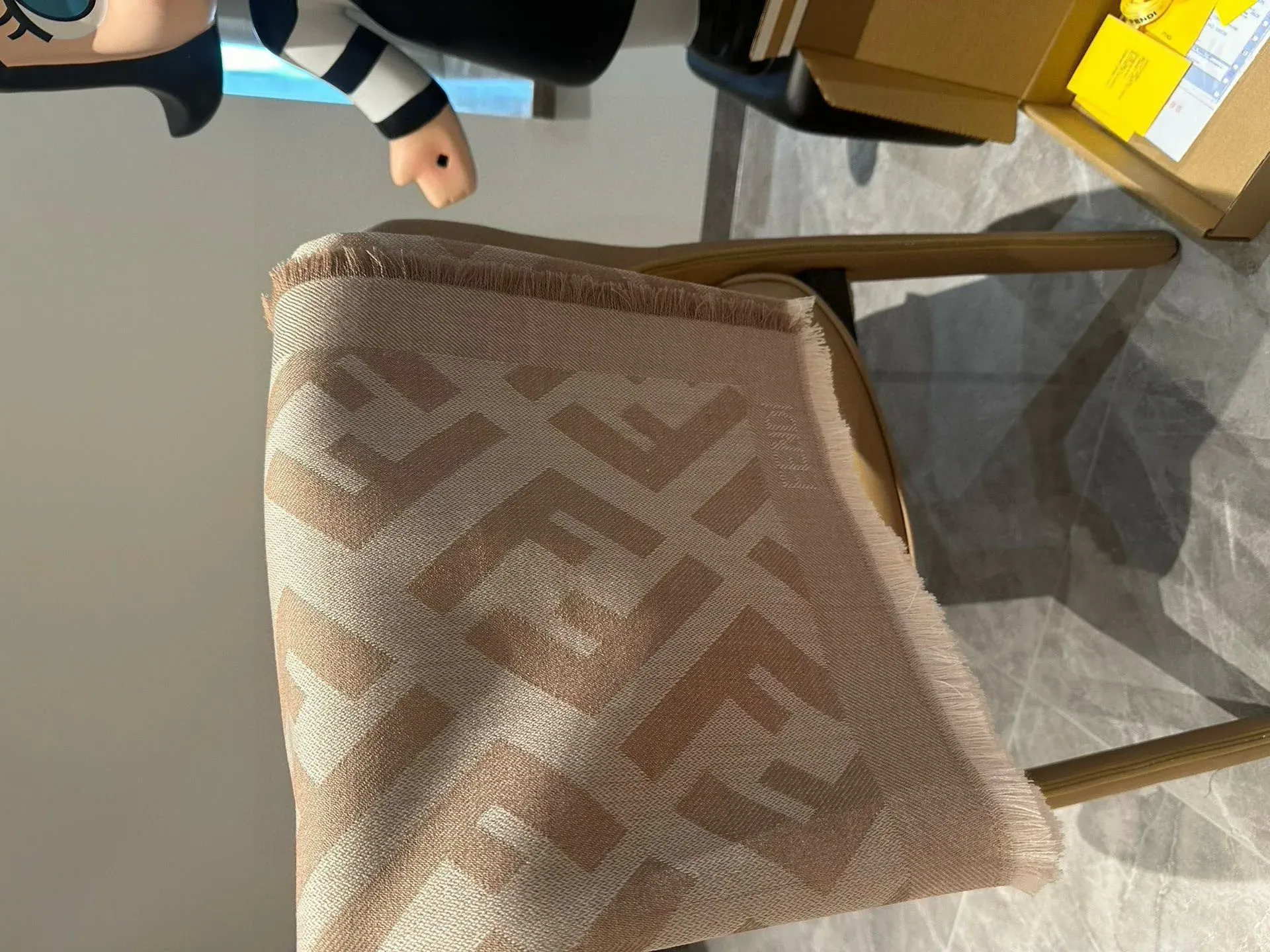 Шарфы Fendi 136785