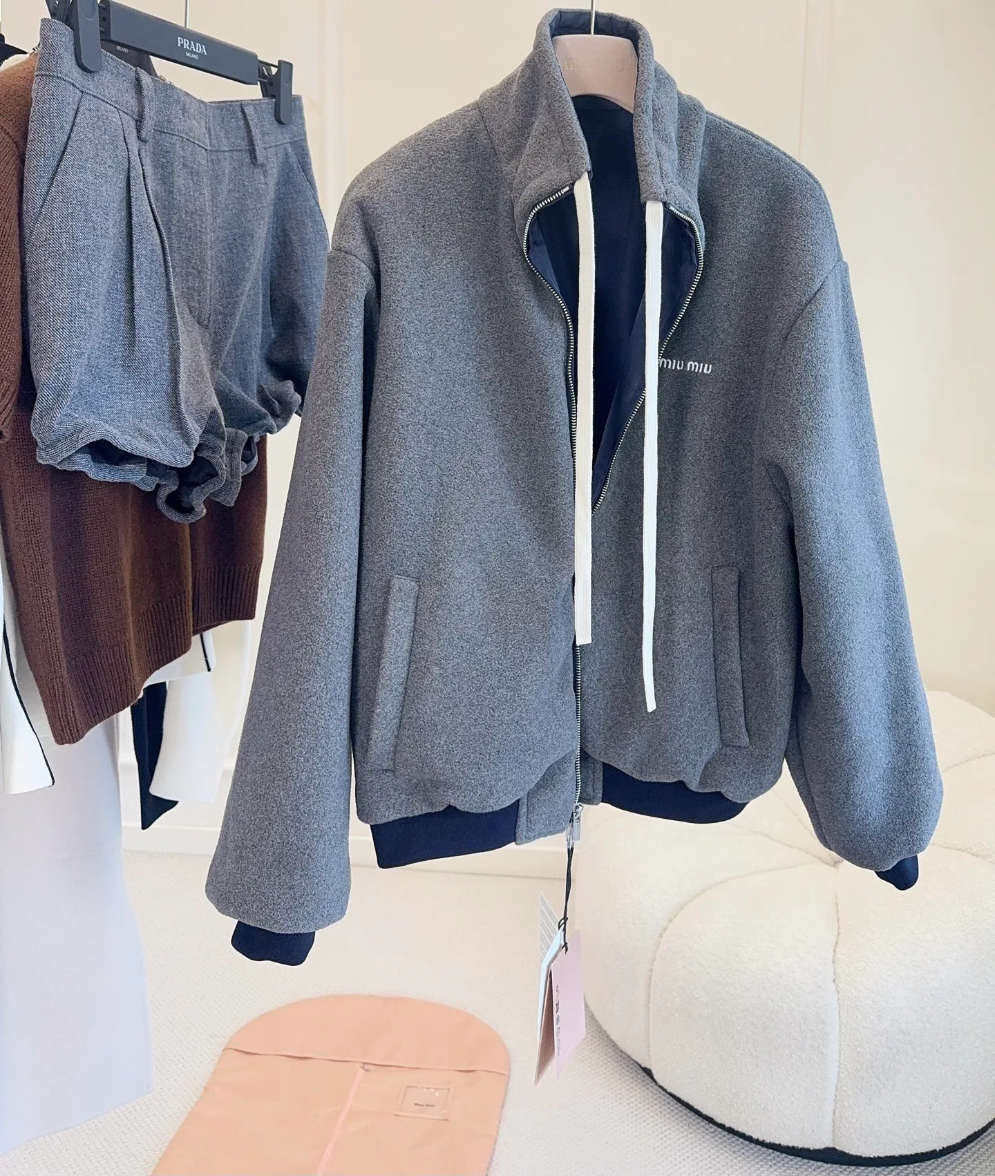 Куртки И Пуховики Женские Miu Miu 1523661