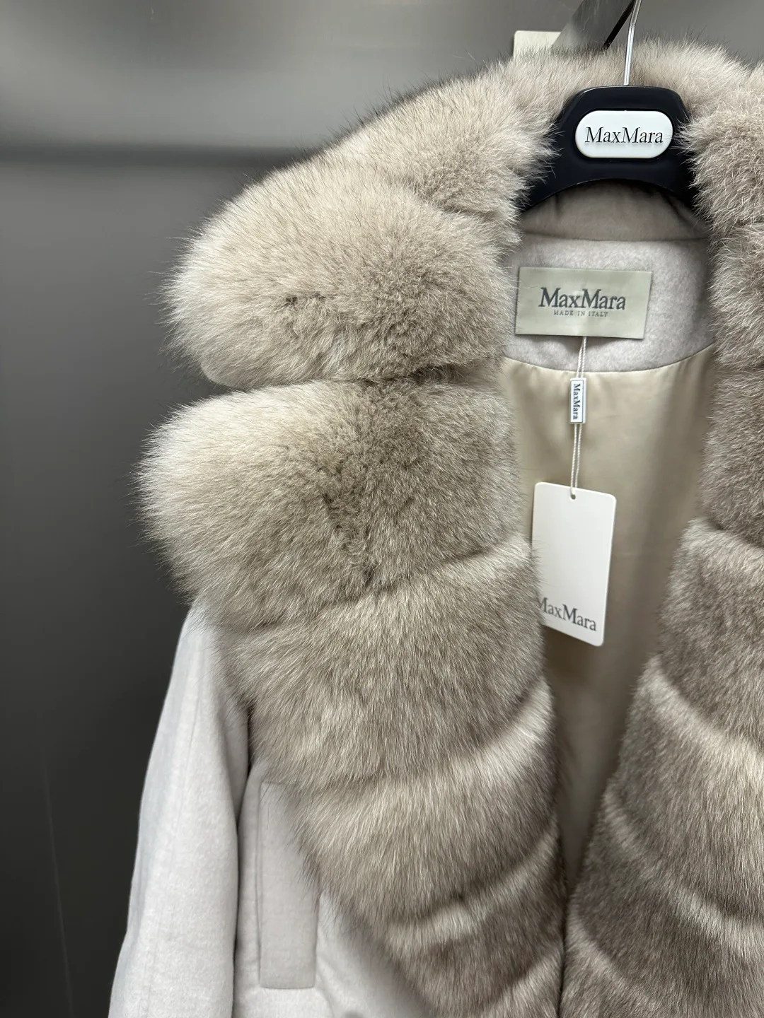 Куртки И Пуховики Женские Max Mara 18226693