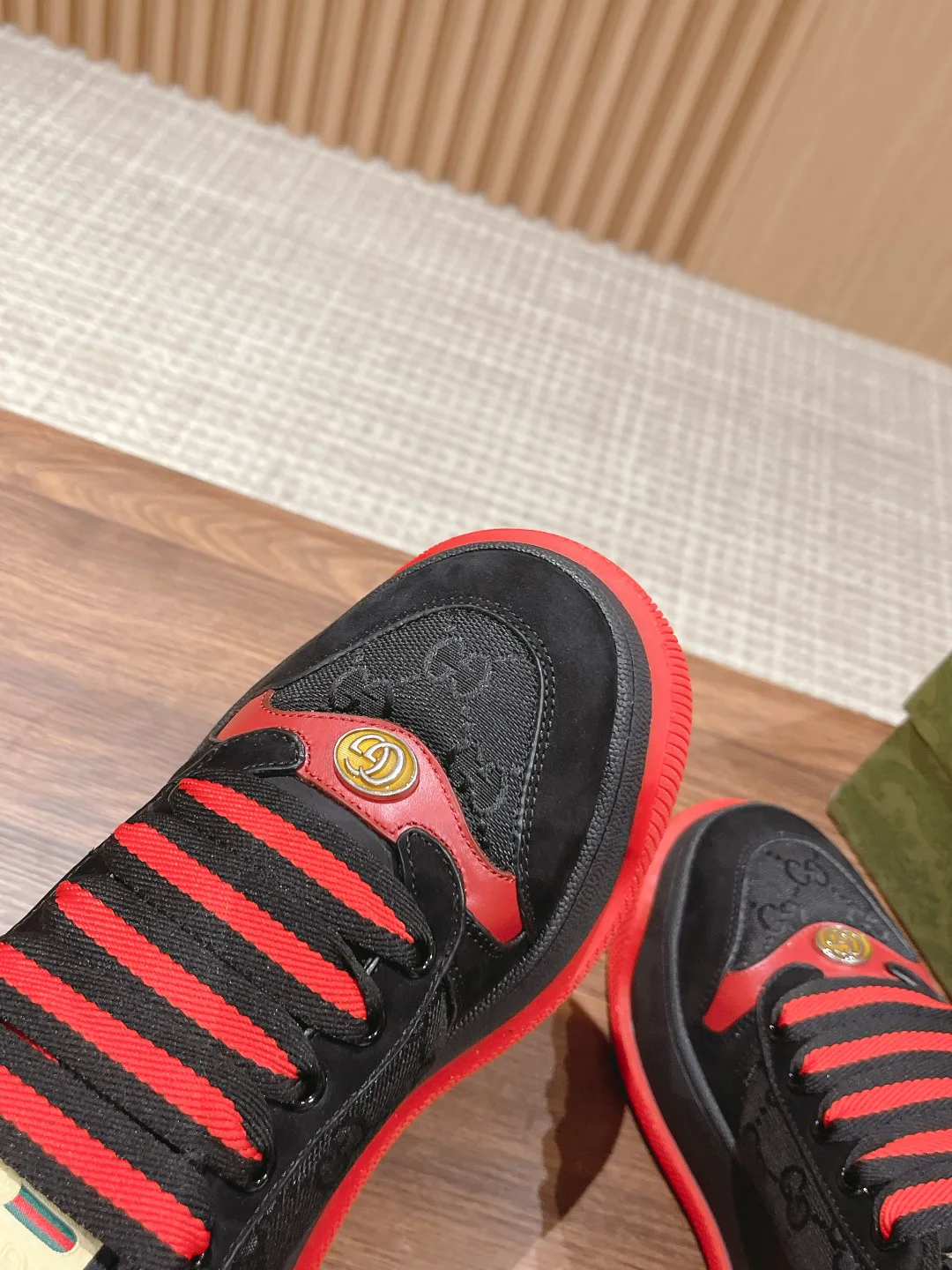 Кроссовки Женские Gucci 238286