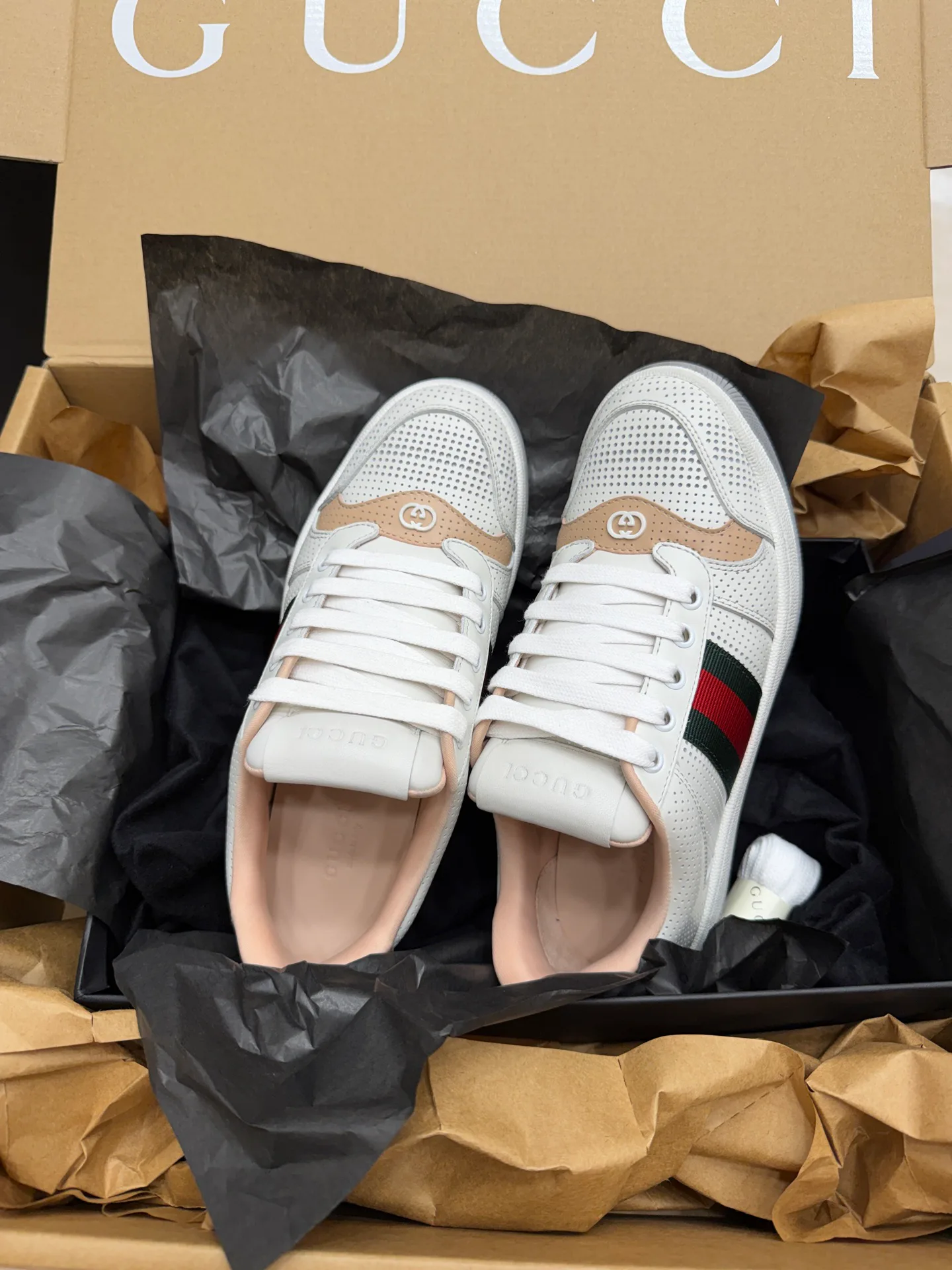 Кроссовки Женские Gucci 18995161