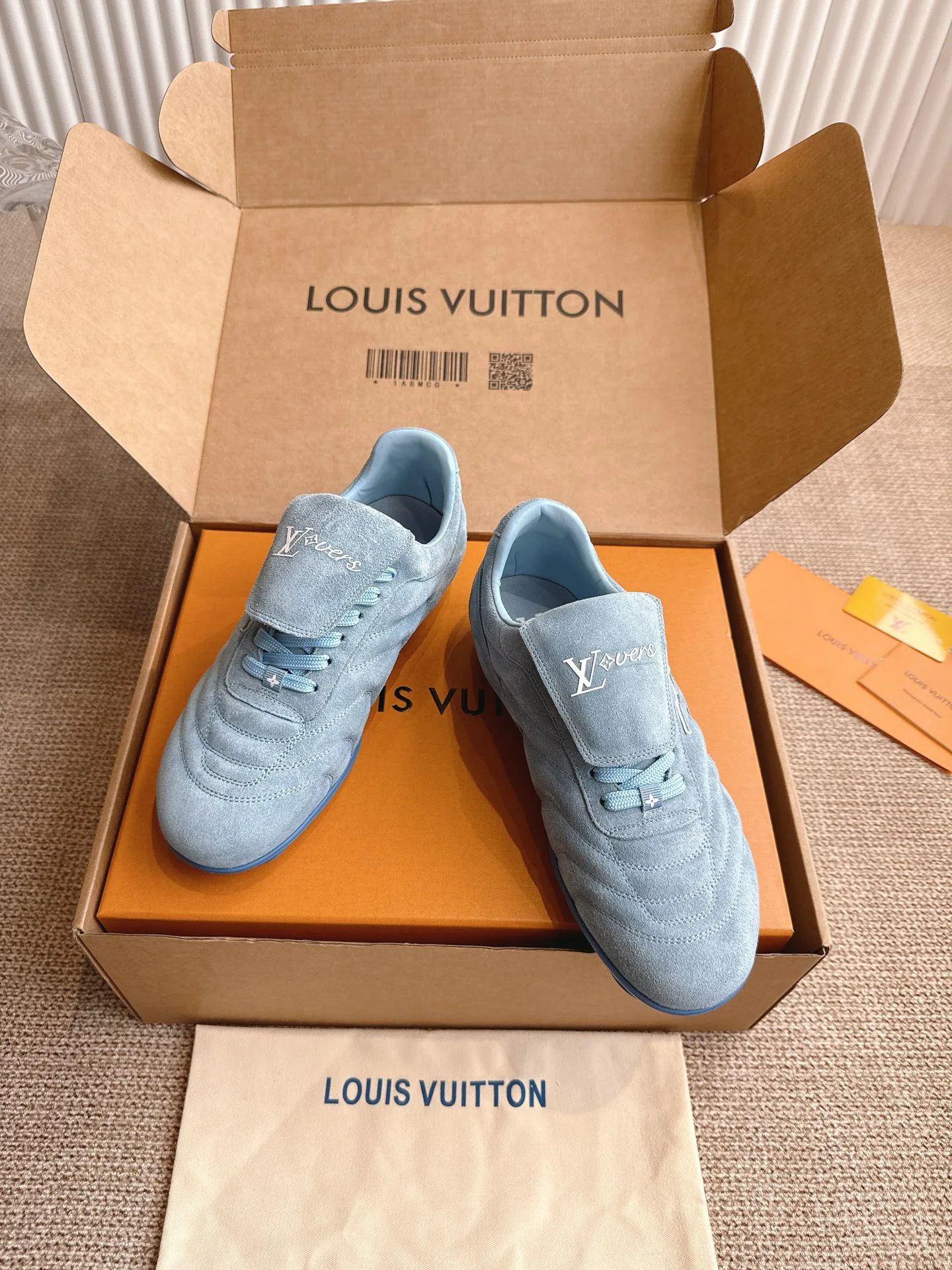 Кроссовки Женские Louis Vuitton 2792849