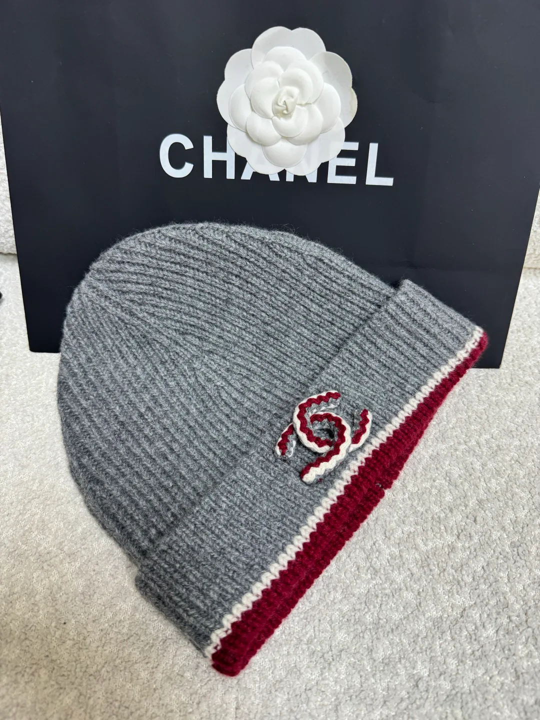 Головные Уборы Chanel 17727816