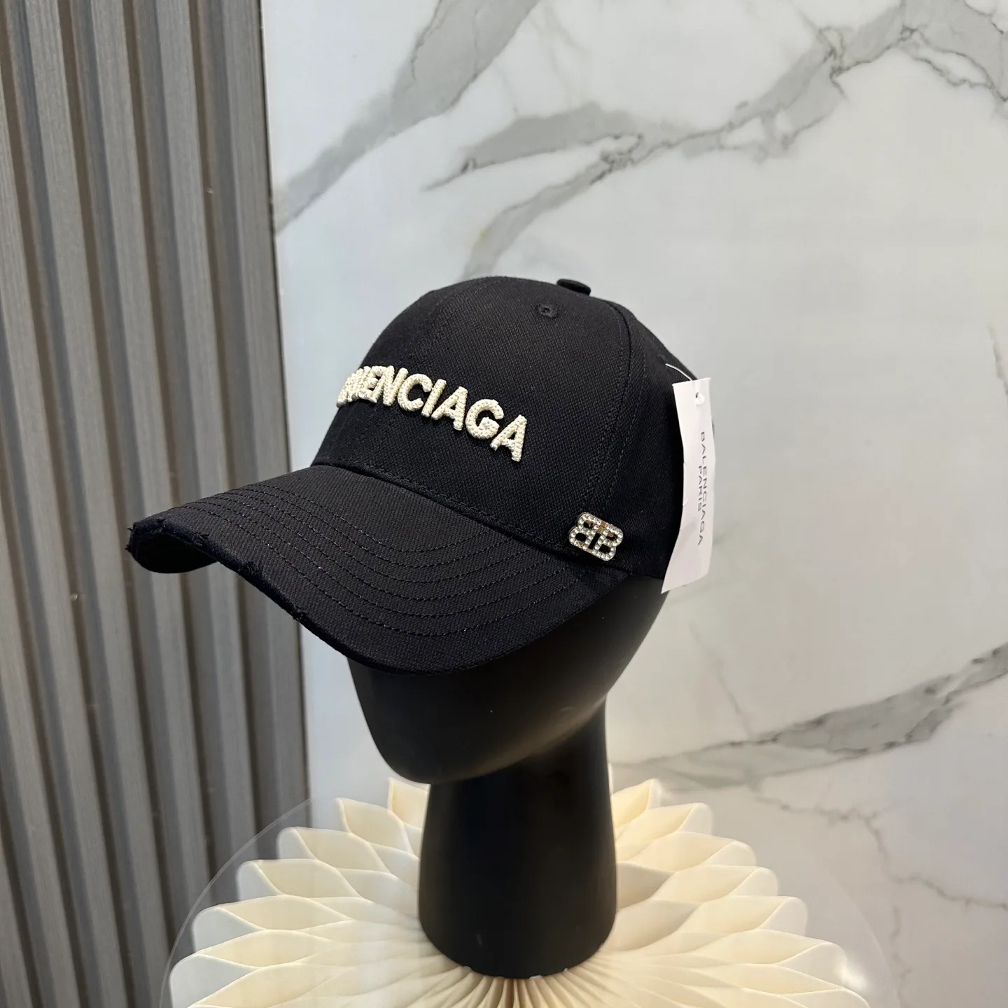 Головные Уборы Balenciaga 980992