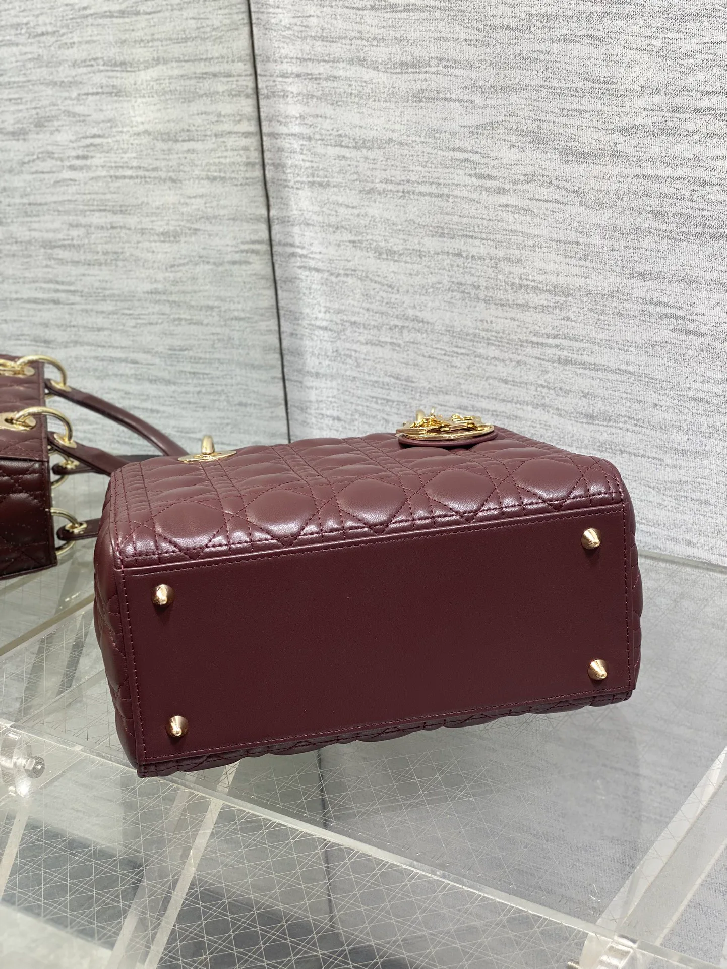Классические Сумки Женские Christian Dior 10026526