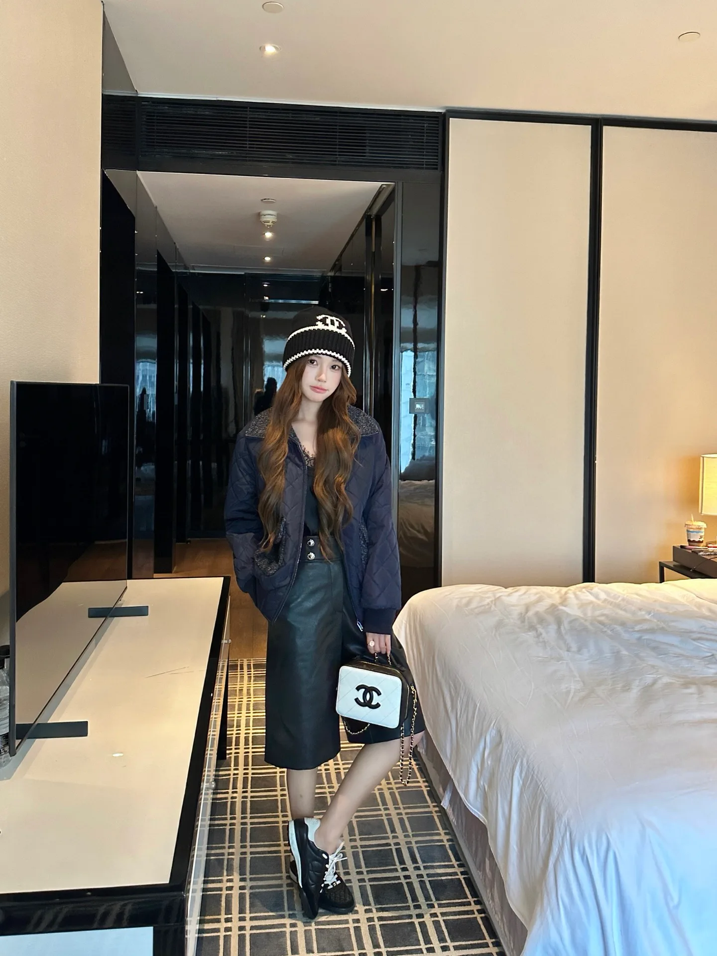 Куртки И Пуховики Женские Chanel 19503142