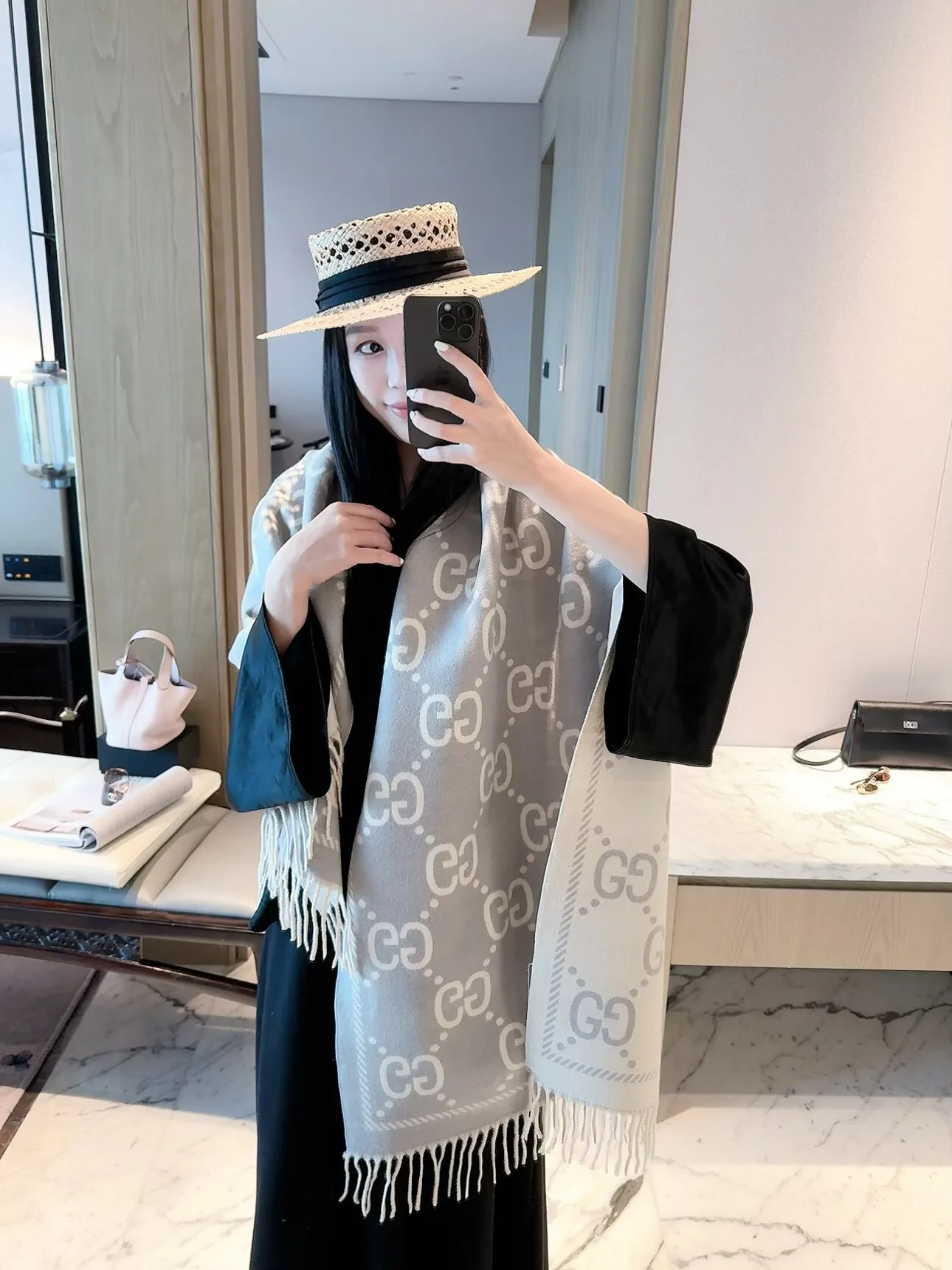 Шарфы Gucci 18322526
