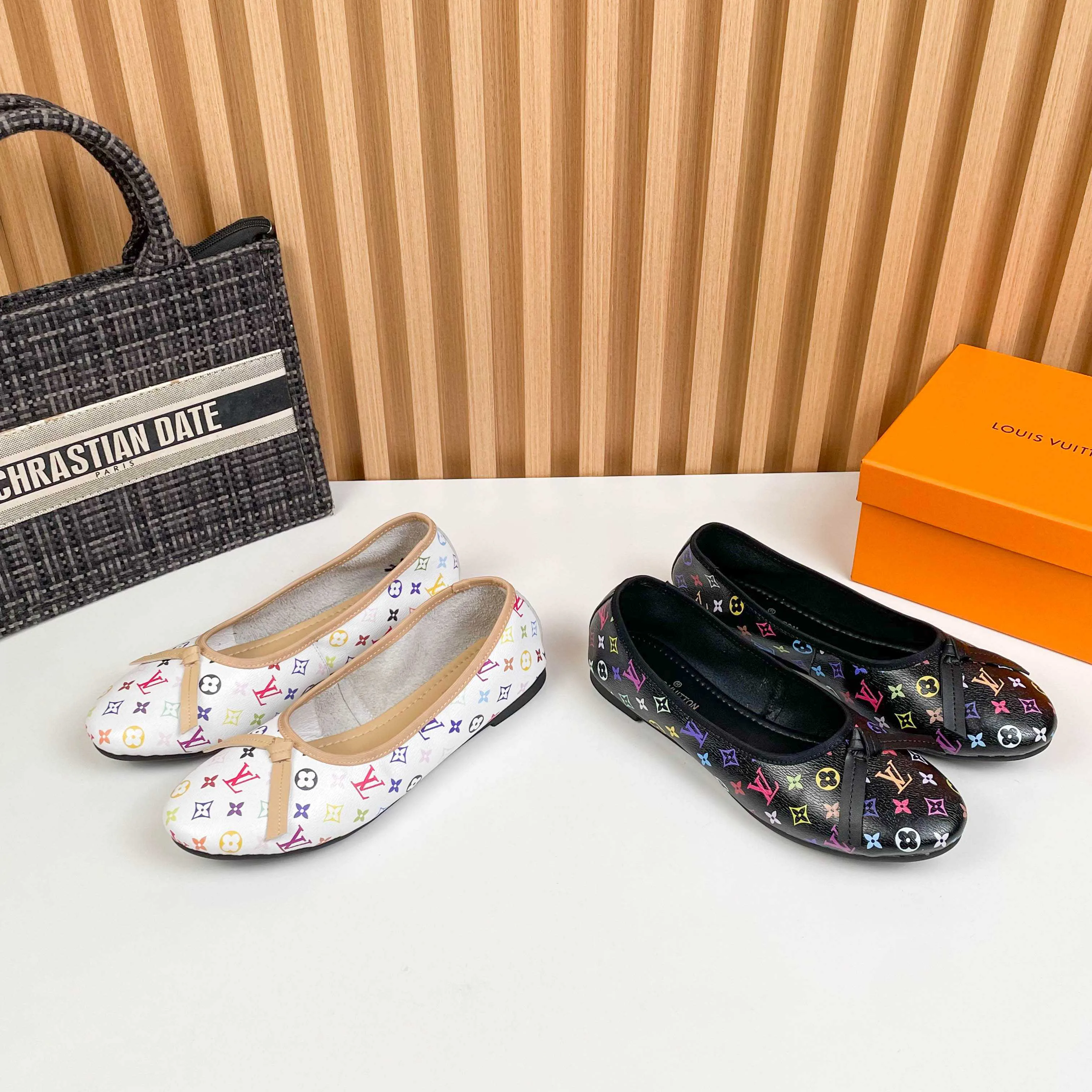 Балетки Женские Louis Vuitton 17038114