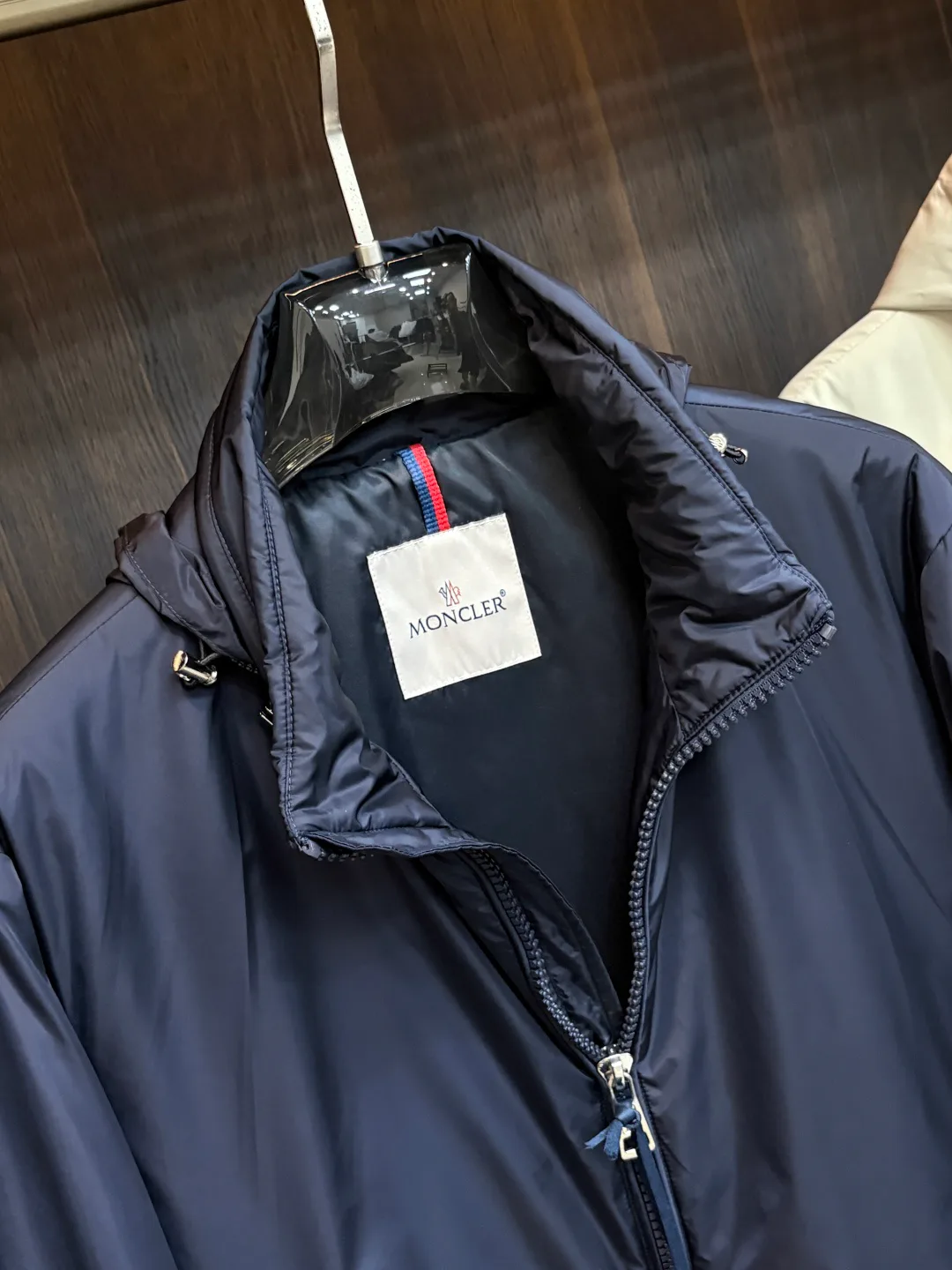 Куртки И Пуховики Женские Moncler 18157286