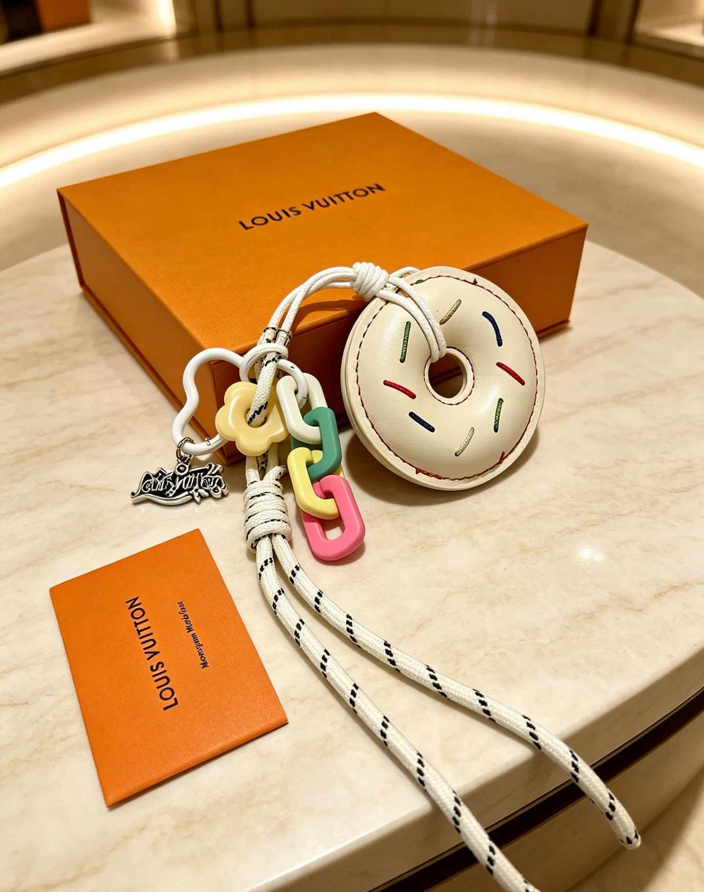 Ключницы Louis Vuitton 18616016