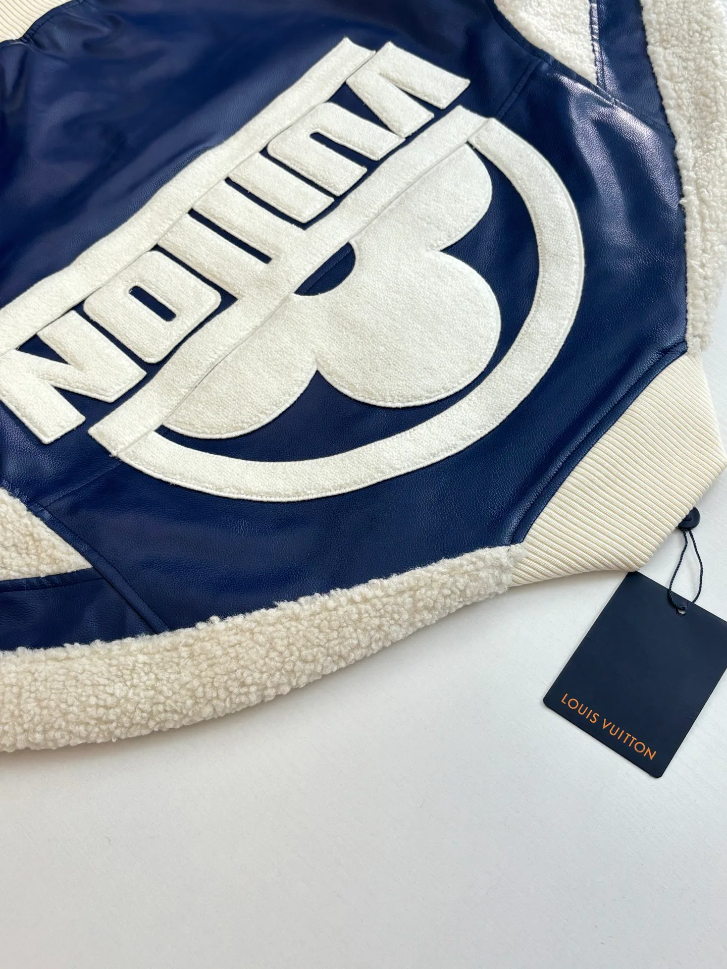 Куртки И Пуховики Мужские Louis Vuitton 514966