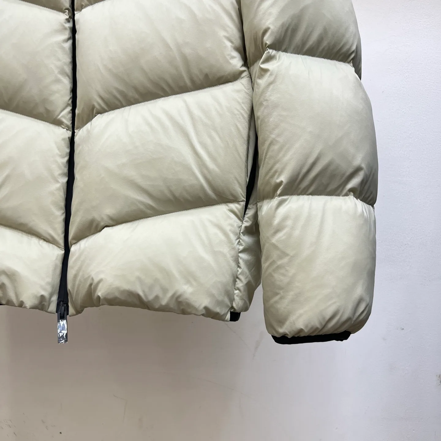 Куртки И Пуховики Мужские Moncler 844114