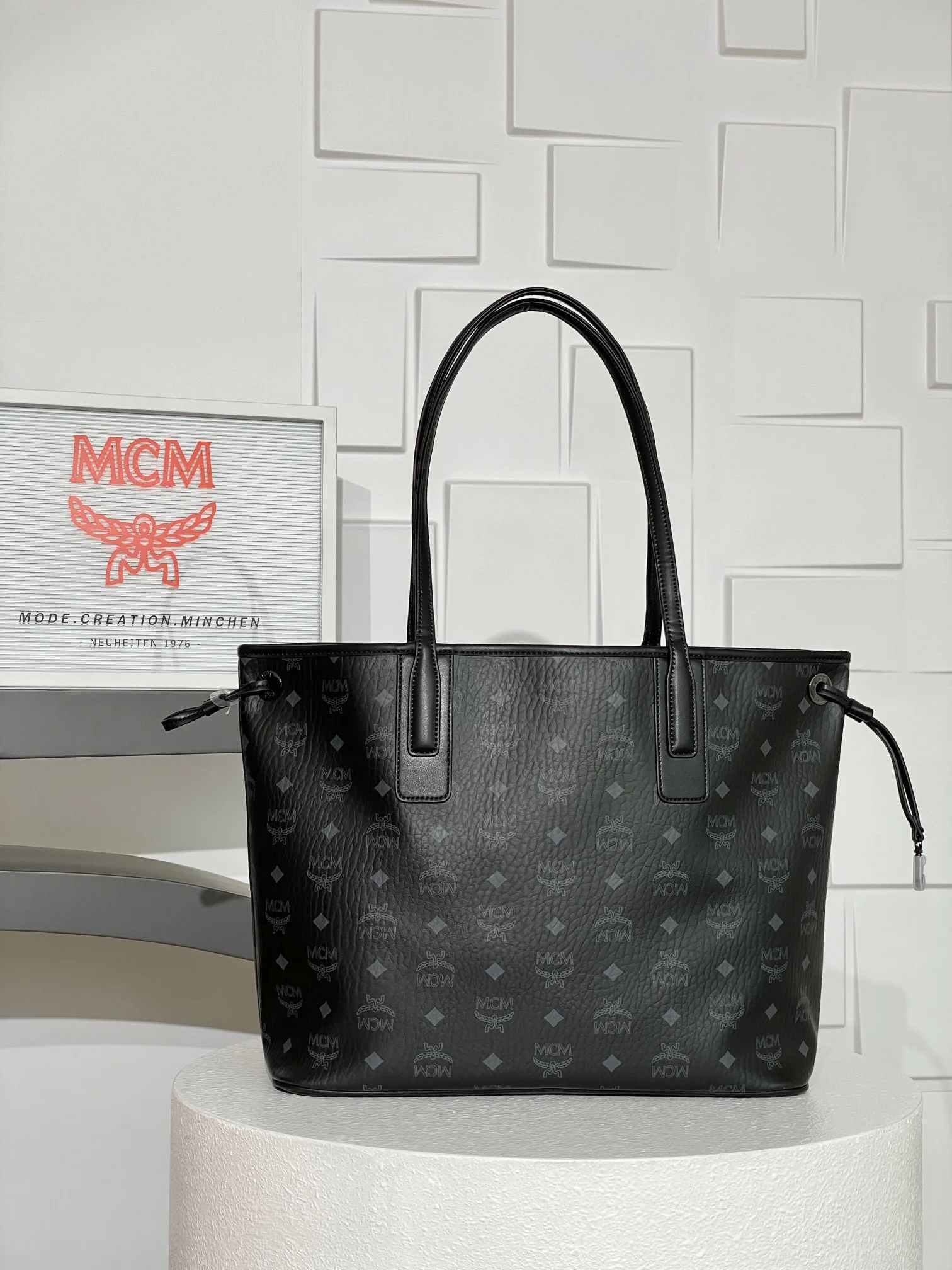 Классические Сумки Женские Mcm 10854017