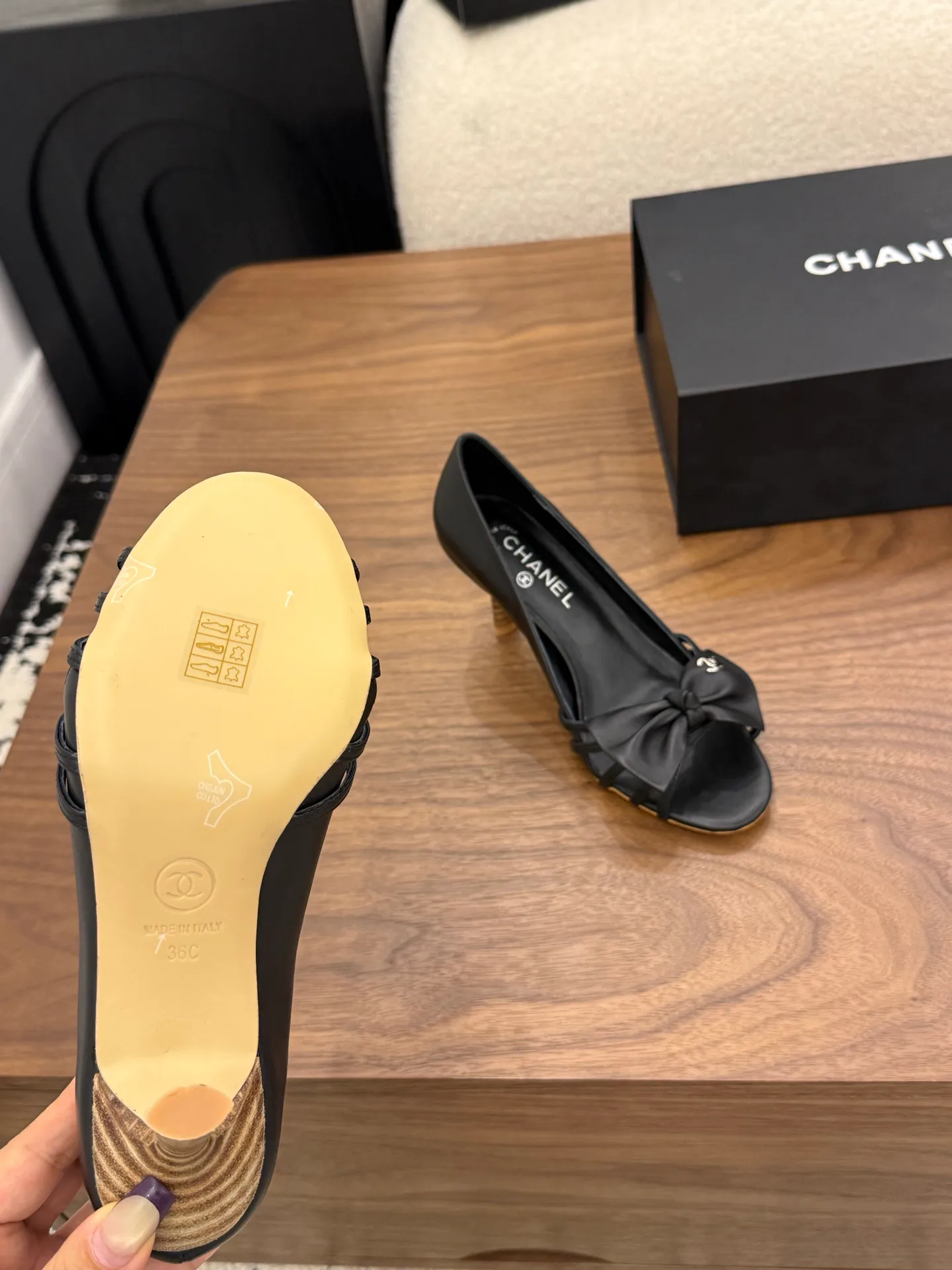 Босоножки Женские Chanel 12399443