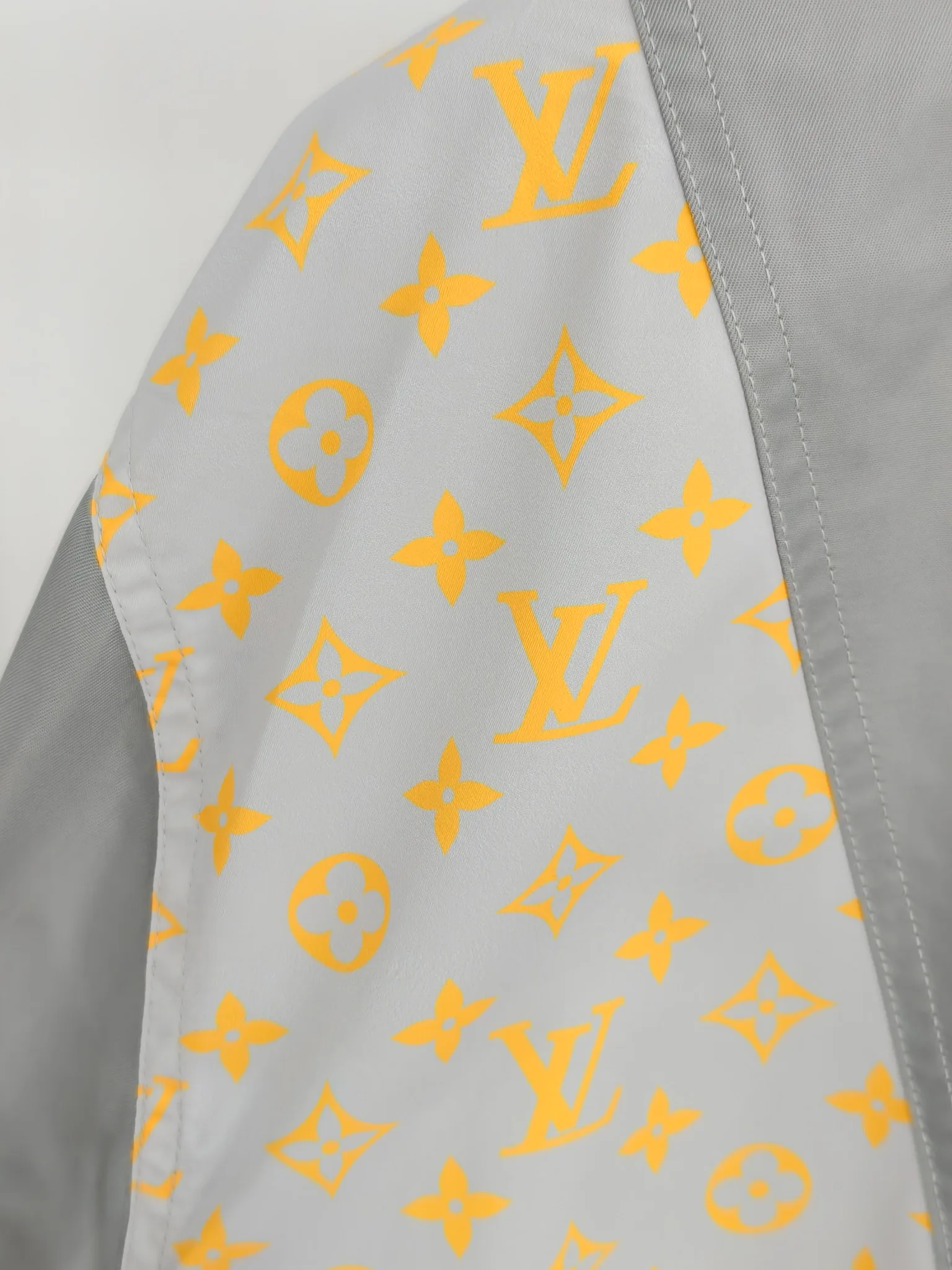 Жакеты Женские Louis Vuitton 12842428